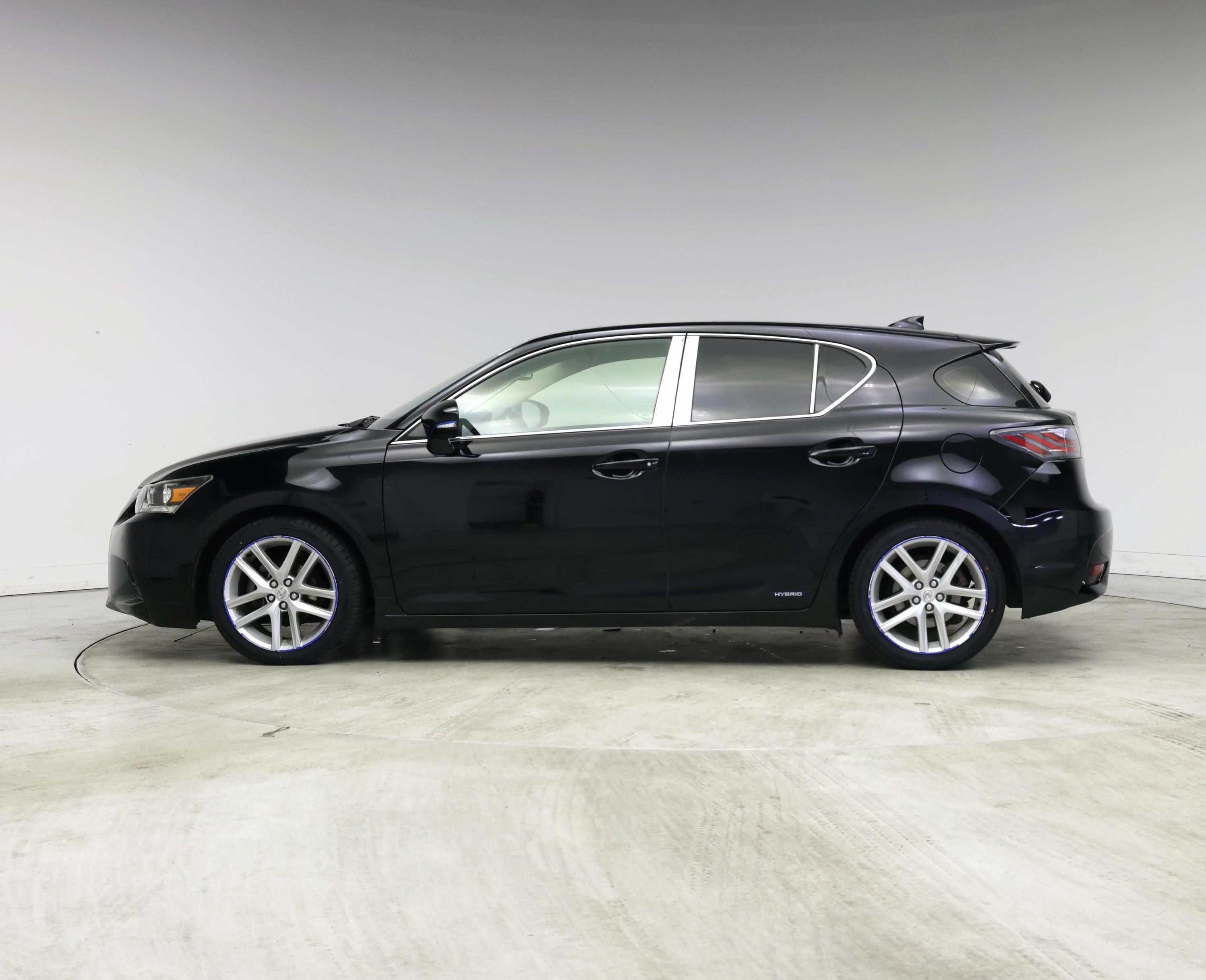 Thumbnail: 2015 Lexus CT - 3