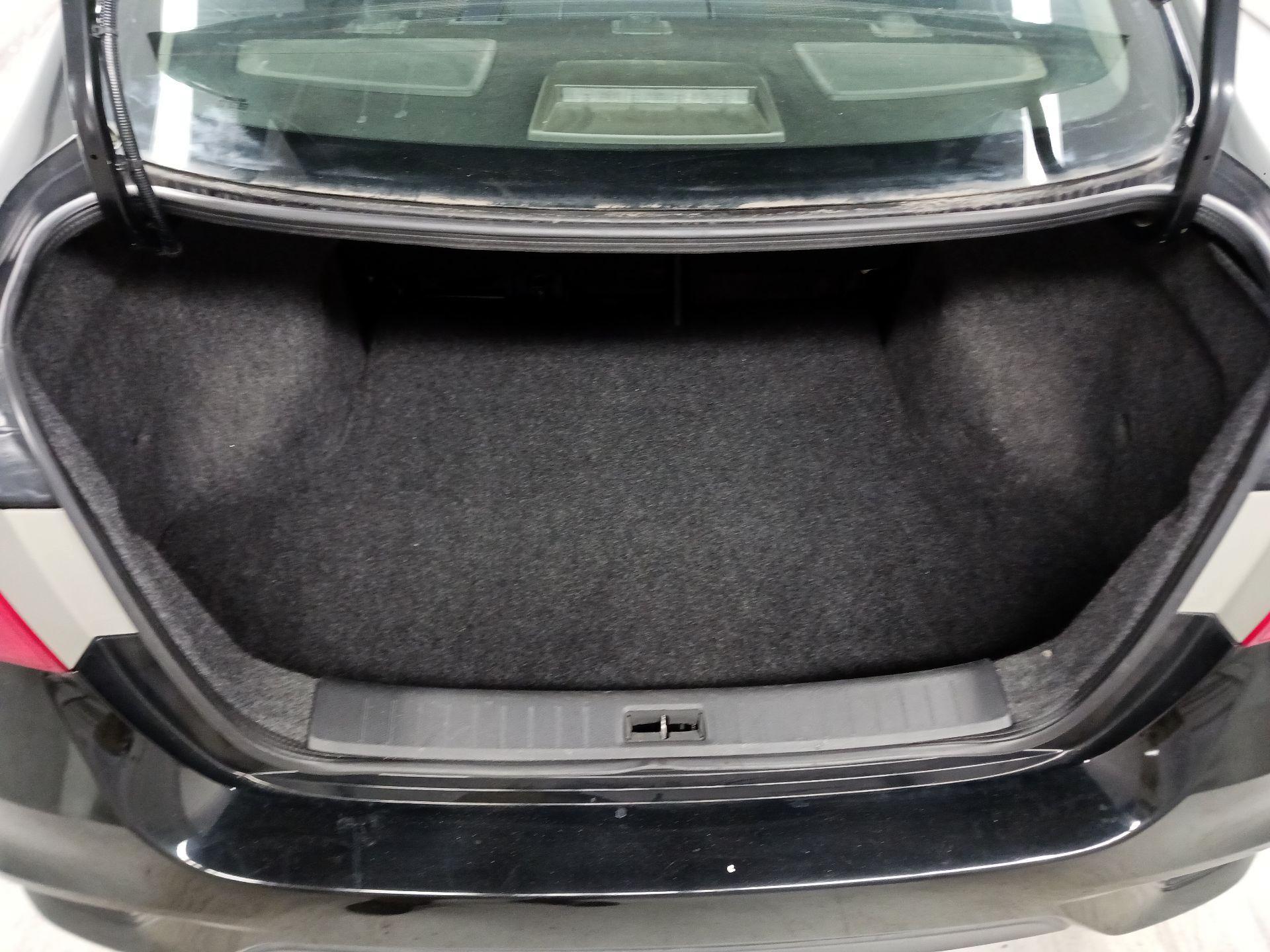 Thumbnail: 2016 Nissan Sentra - 19