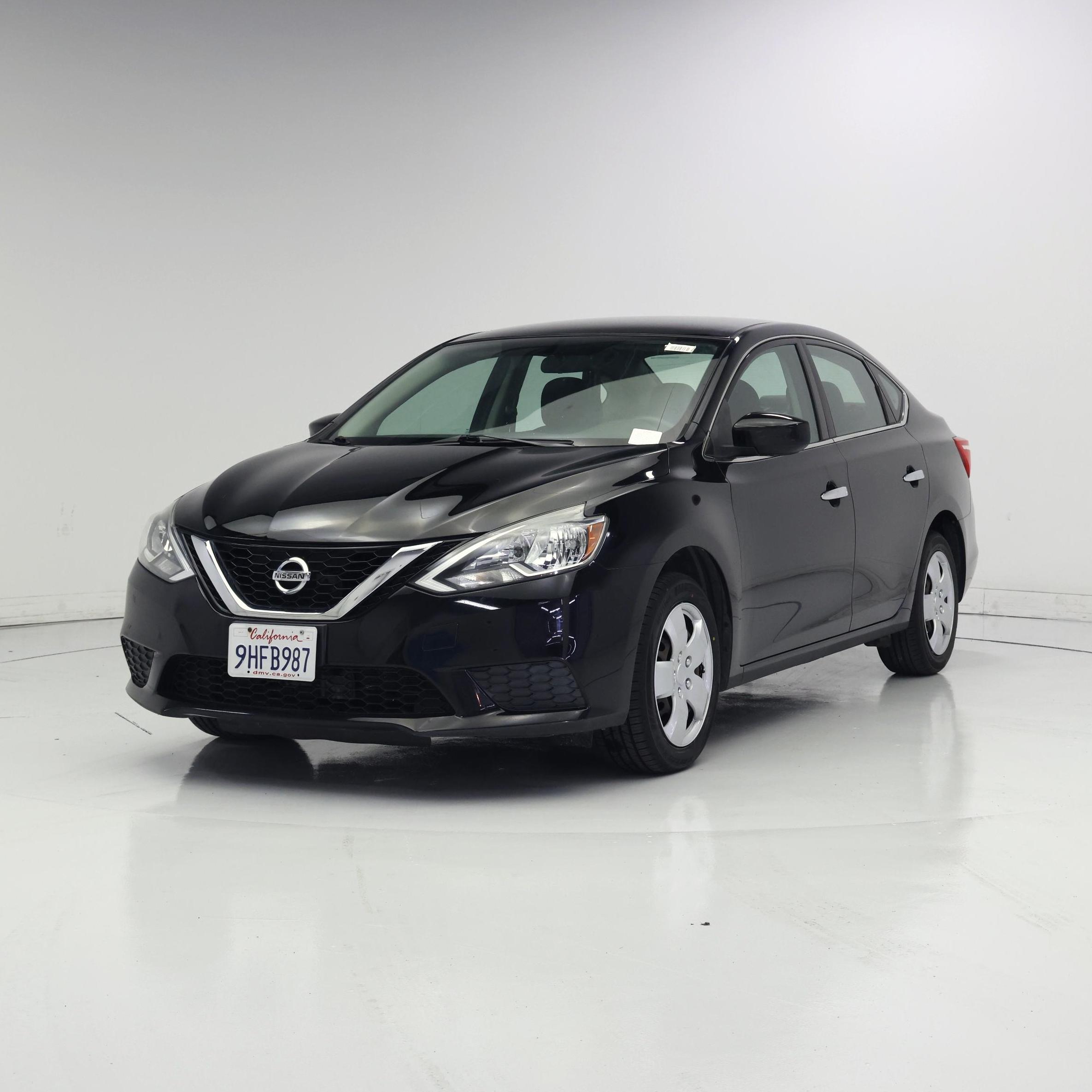 Thumbnail: 2016 Nissan Sentra - 4