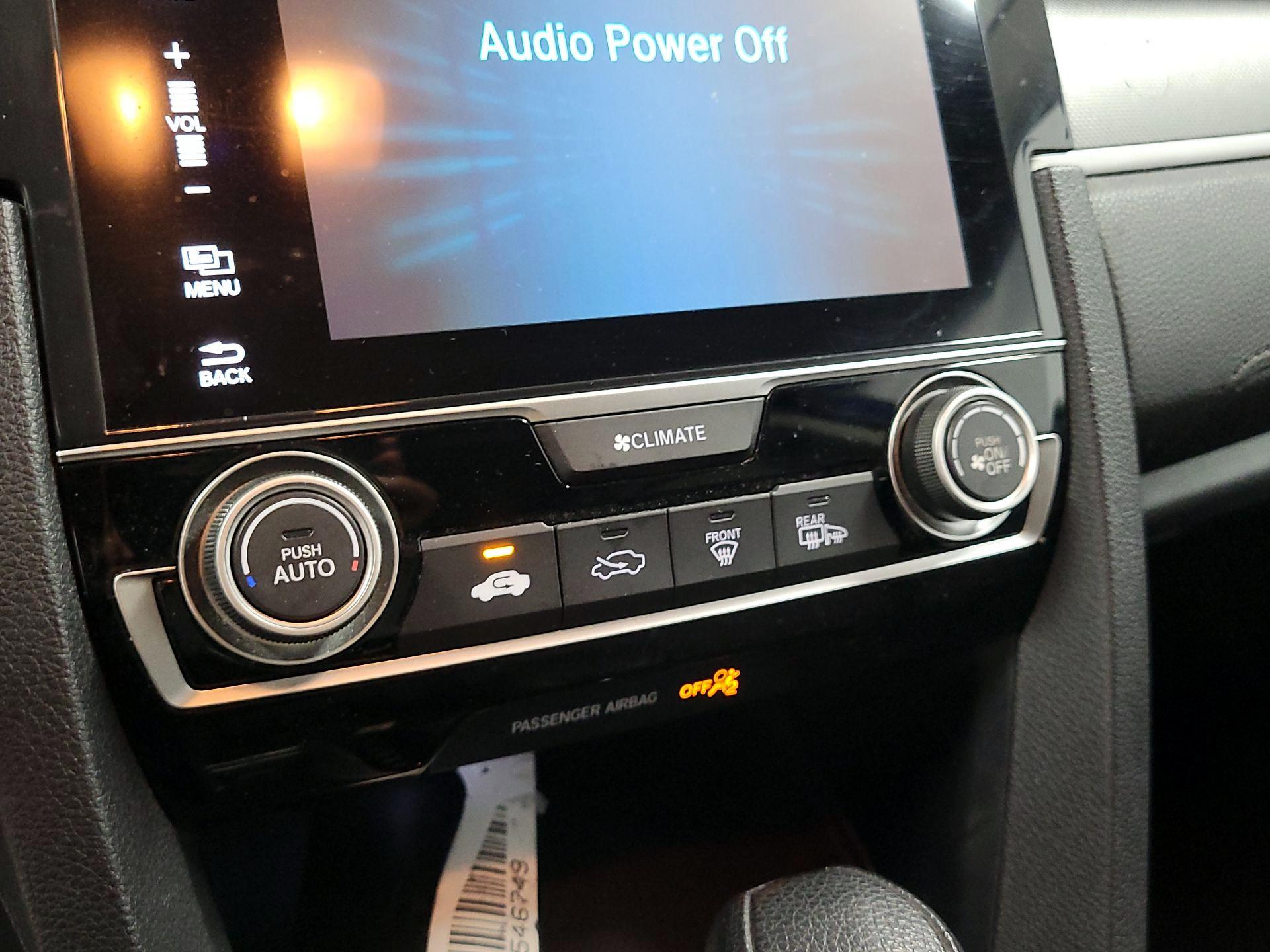 Thumbnail: 2016 Honda Civic - 15