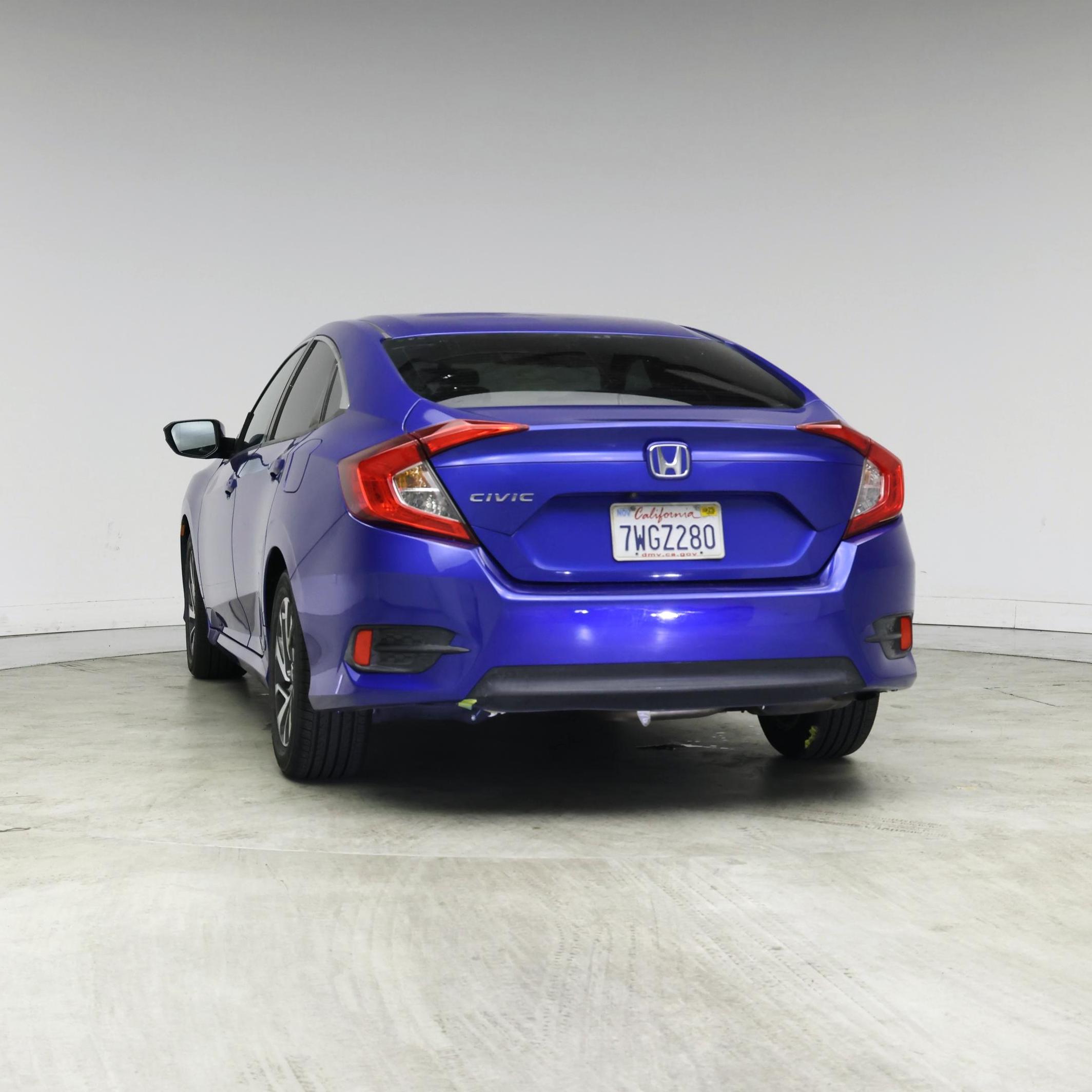 Thumbnail: 2016 Honda Civic - 6