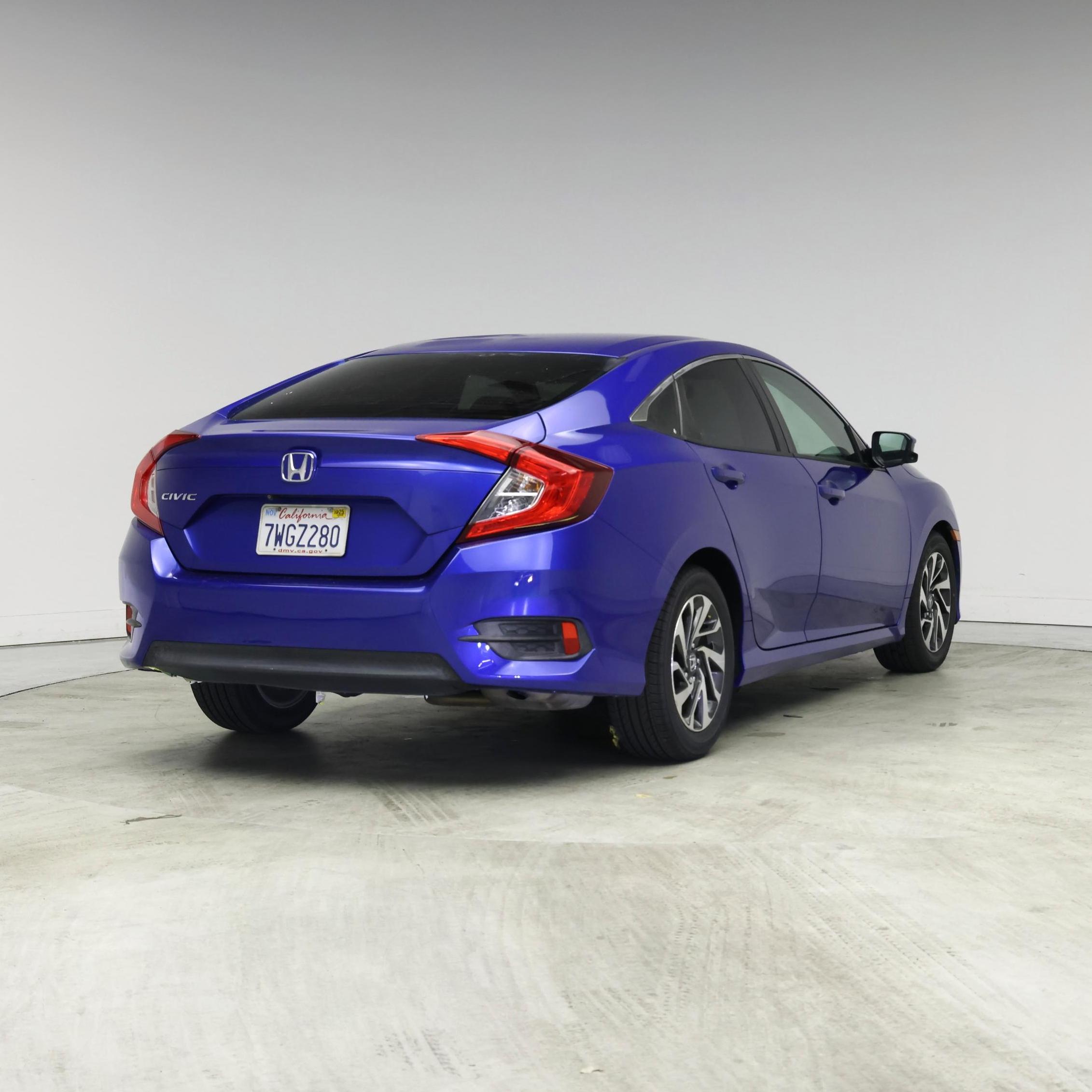 Thumbnail: 2016 Honda Civic - 8