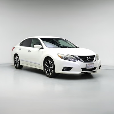 2016 Nissan Altima SR