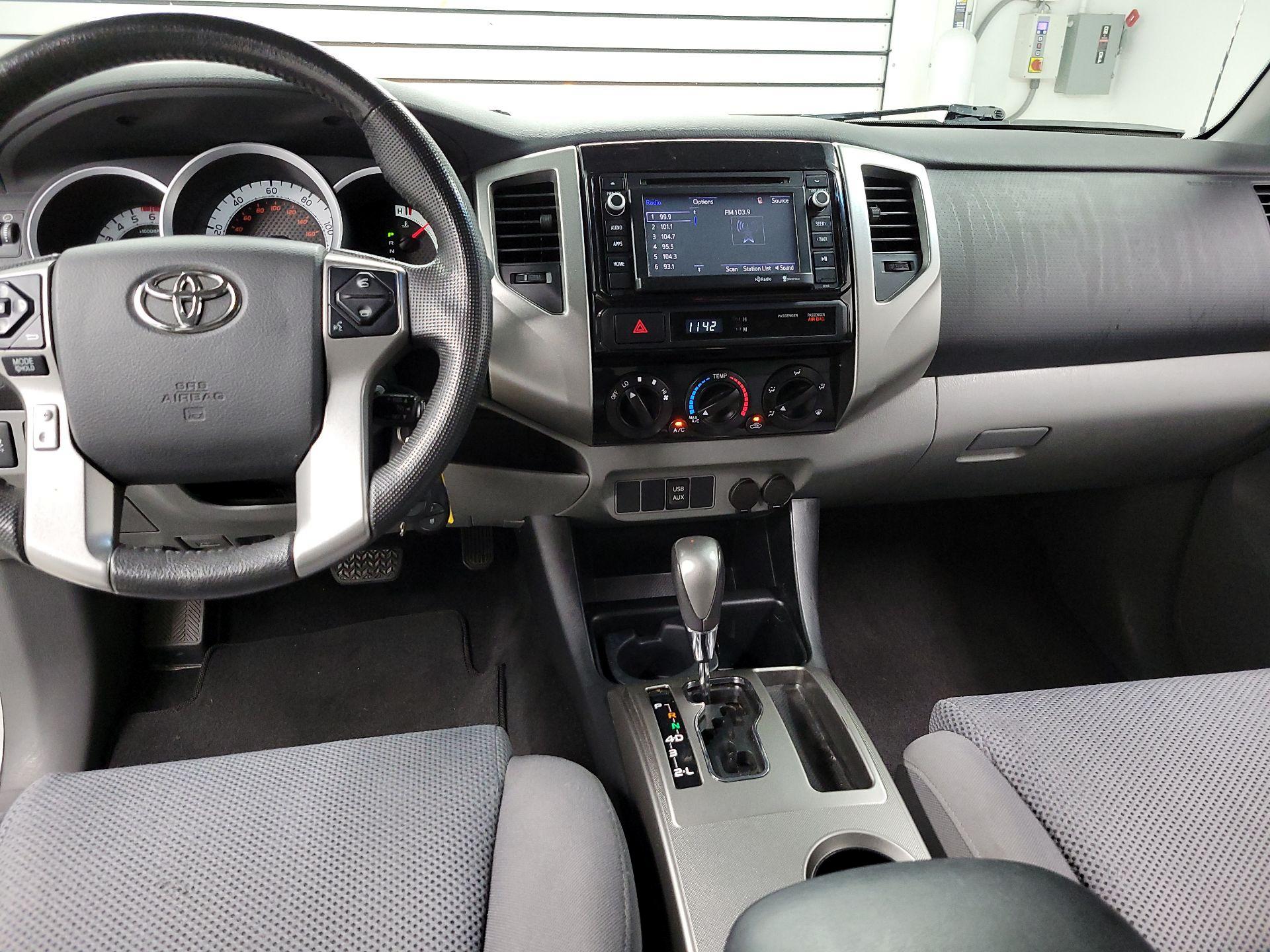 Thumbnail: 2014 Toyota Tacoma - 9