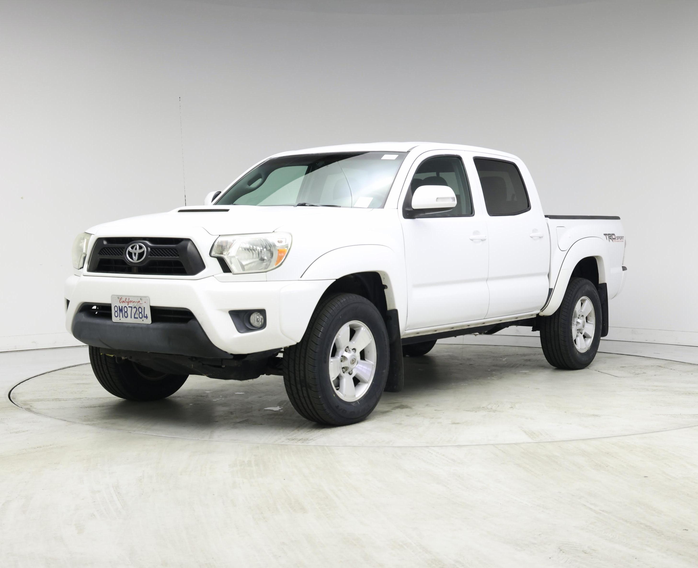 Thumbnail: 2014 Toyota Tacoma - 4