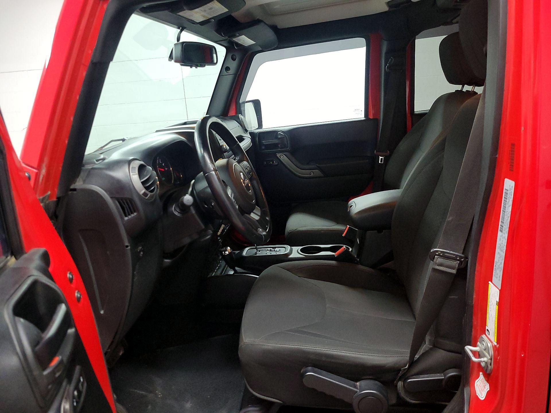 Thumbnail: 2018 Jeep Wrangler - 11