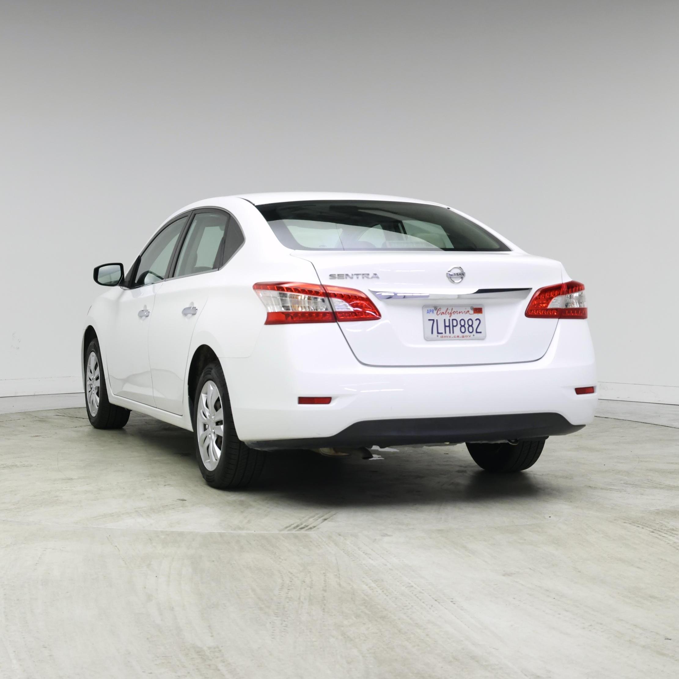 Thumbnail: 2015 Nissan Sentra - 2