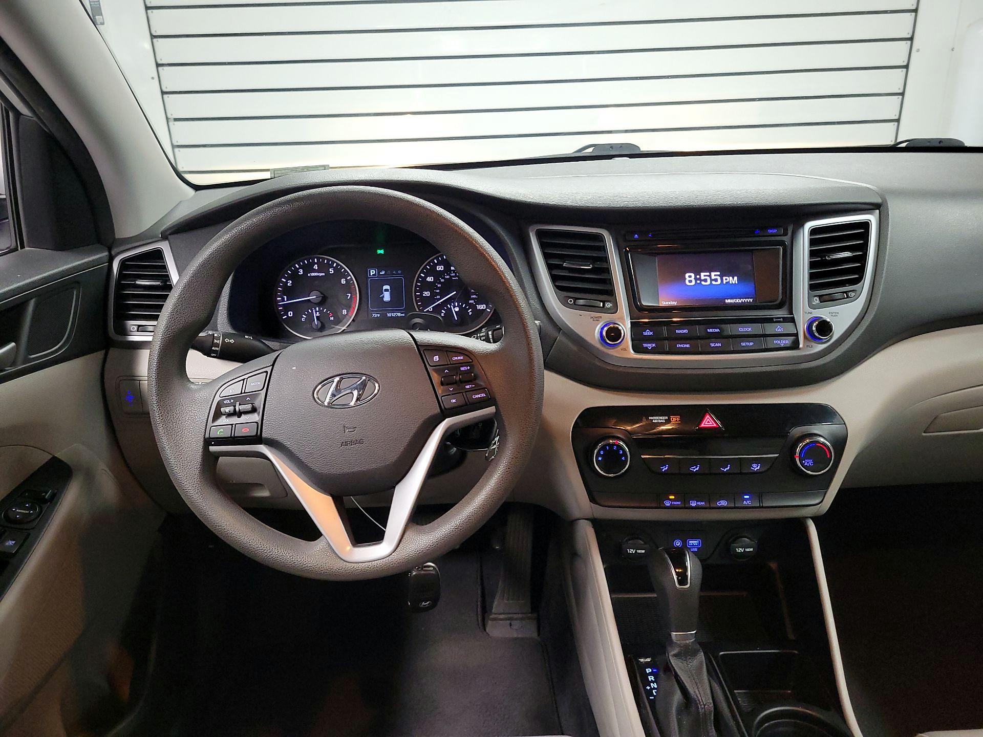 Thumbnail: 2017 Hyundai Tucson - 9