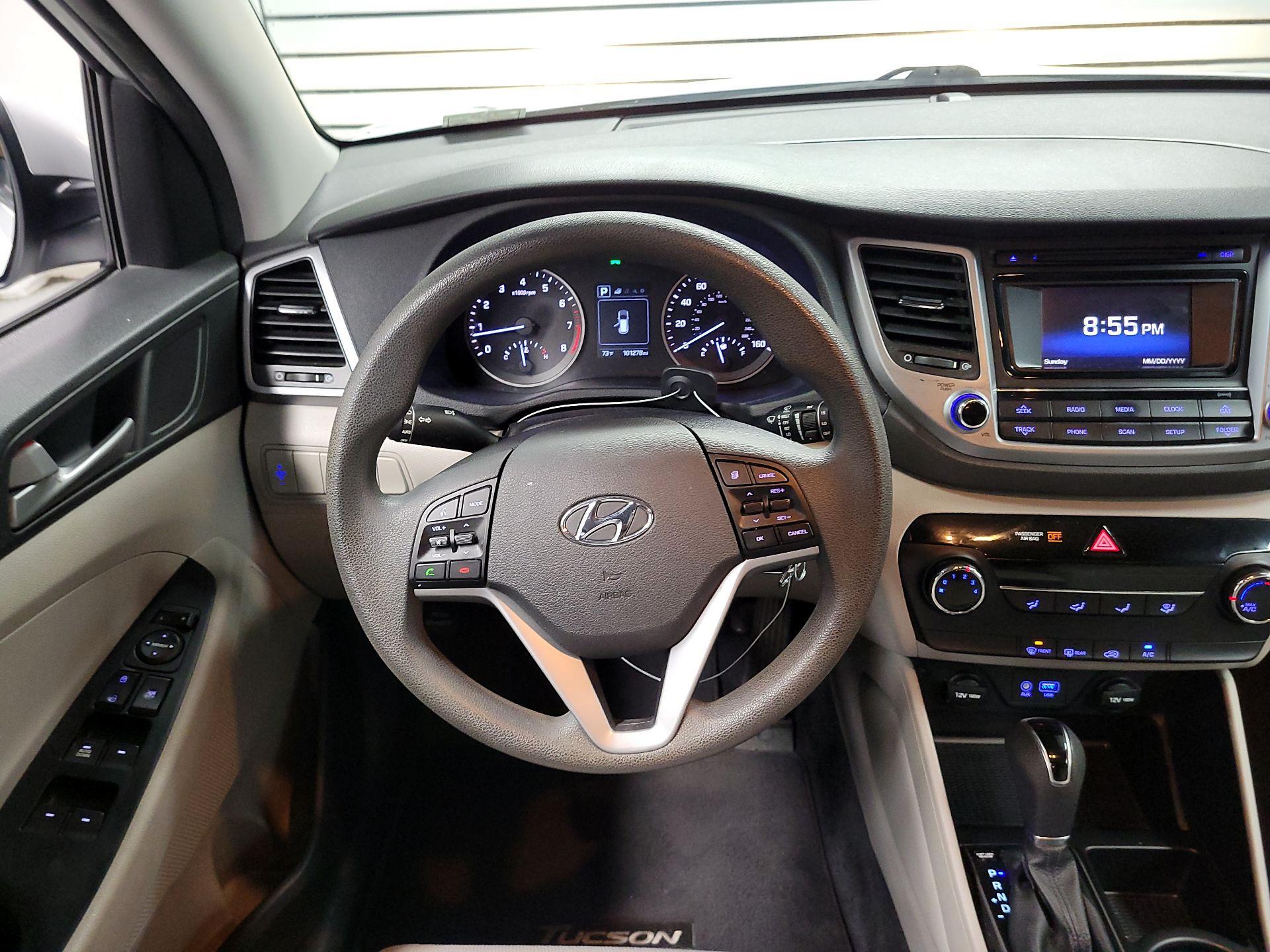 Thumbnail: 2017 Hyundai Tucson - 10
