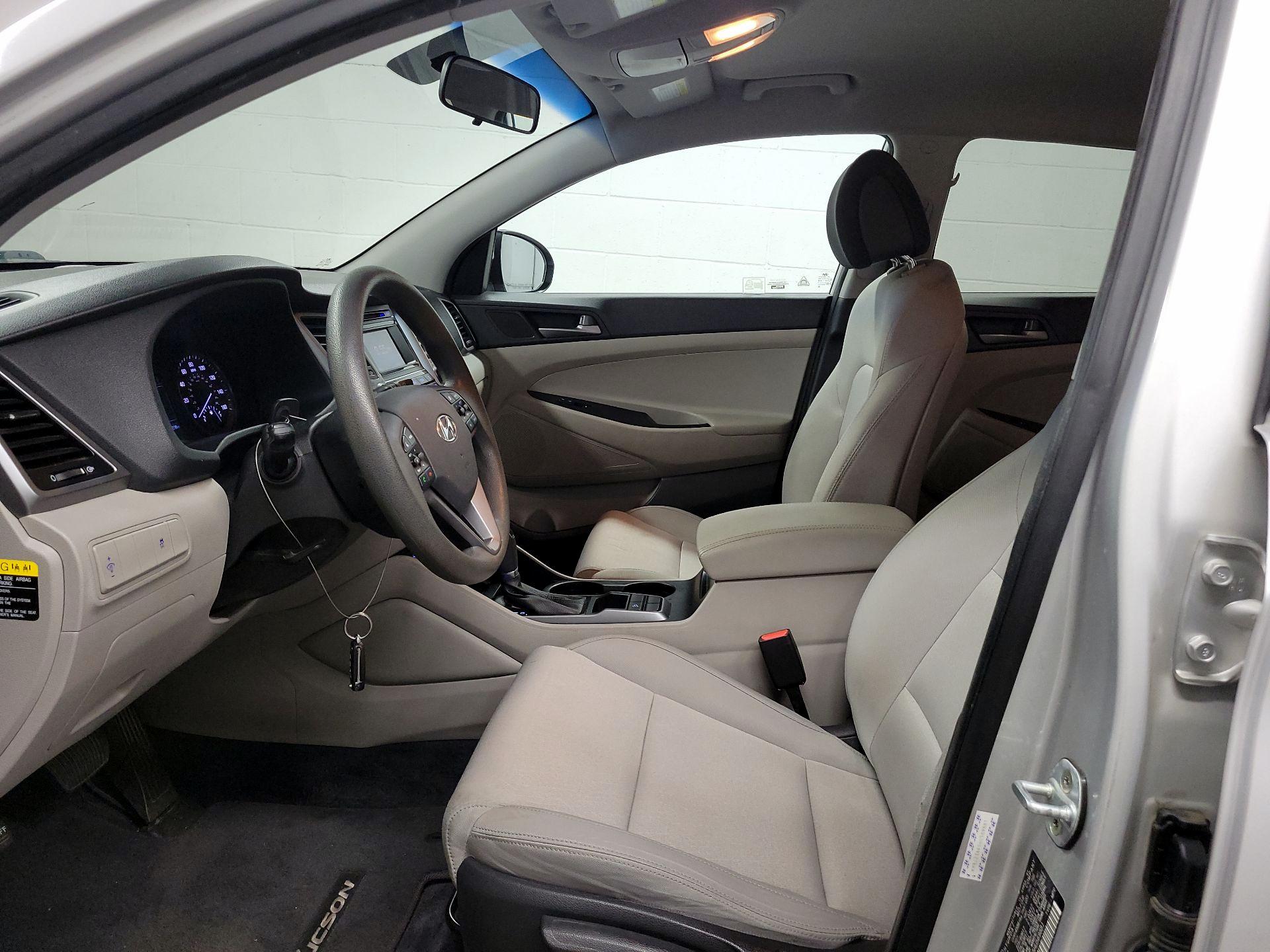 Thumbnail: 2017 Hyundai Tucson - 11