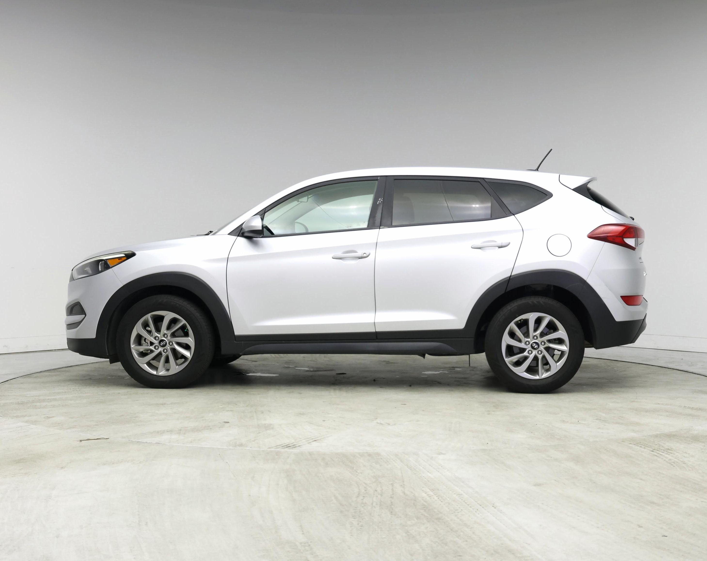 Thumbnail: 2017 Hyundai Tucson - 3