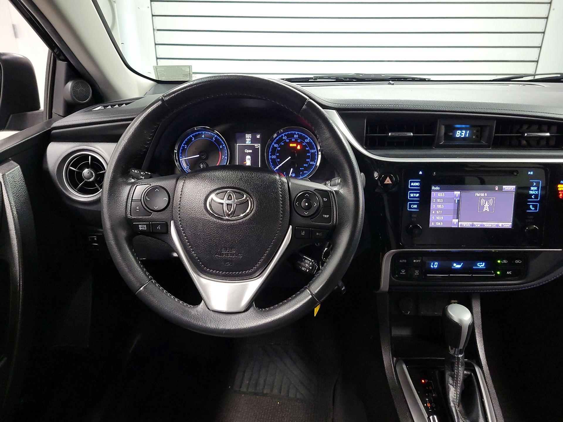 Thumbnail: 2019 Toyota Corolla - 10