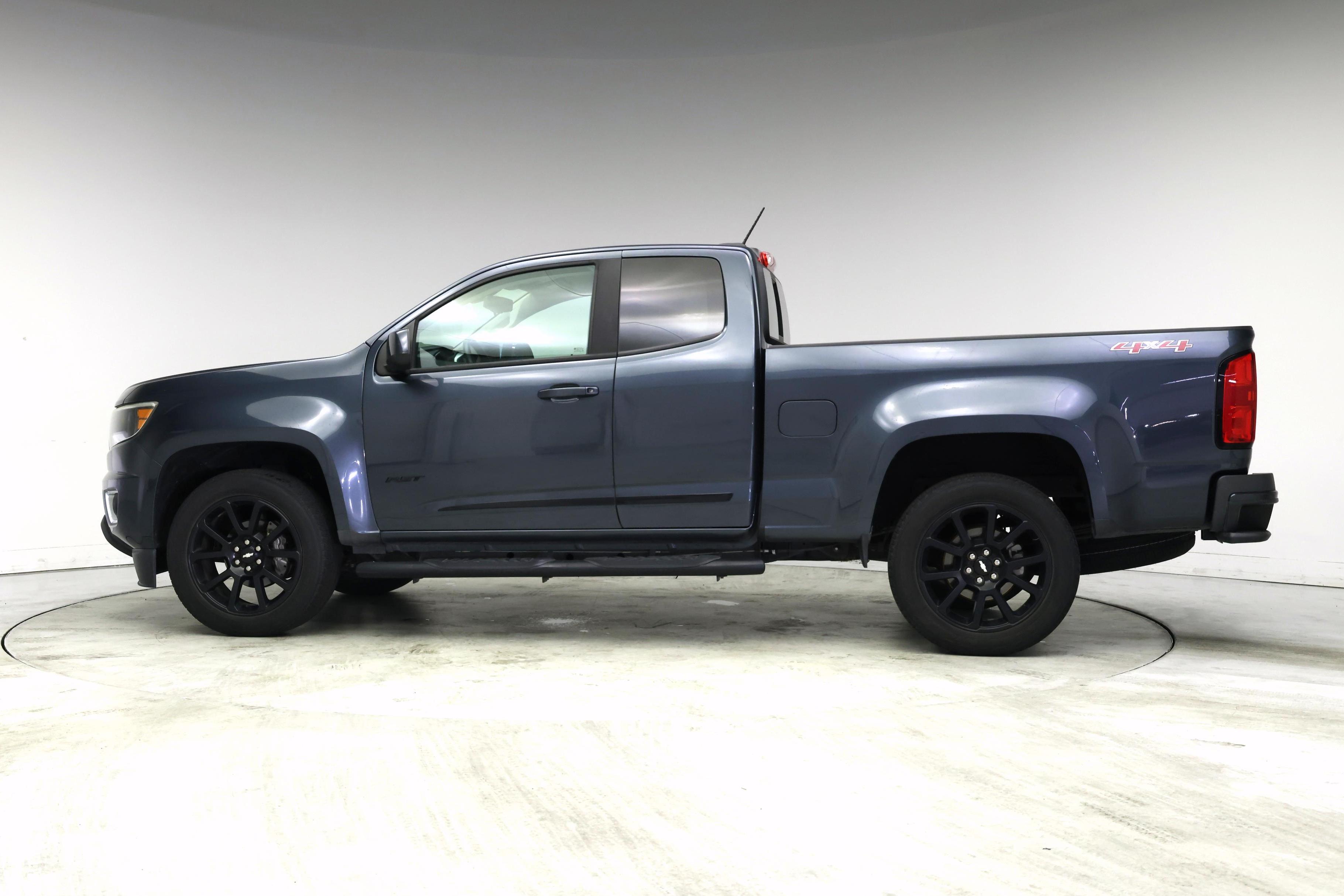 Thumbnail: 2020 Chevrolet Colorado - 3