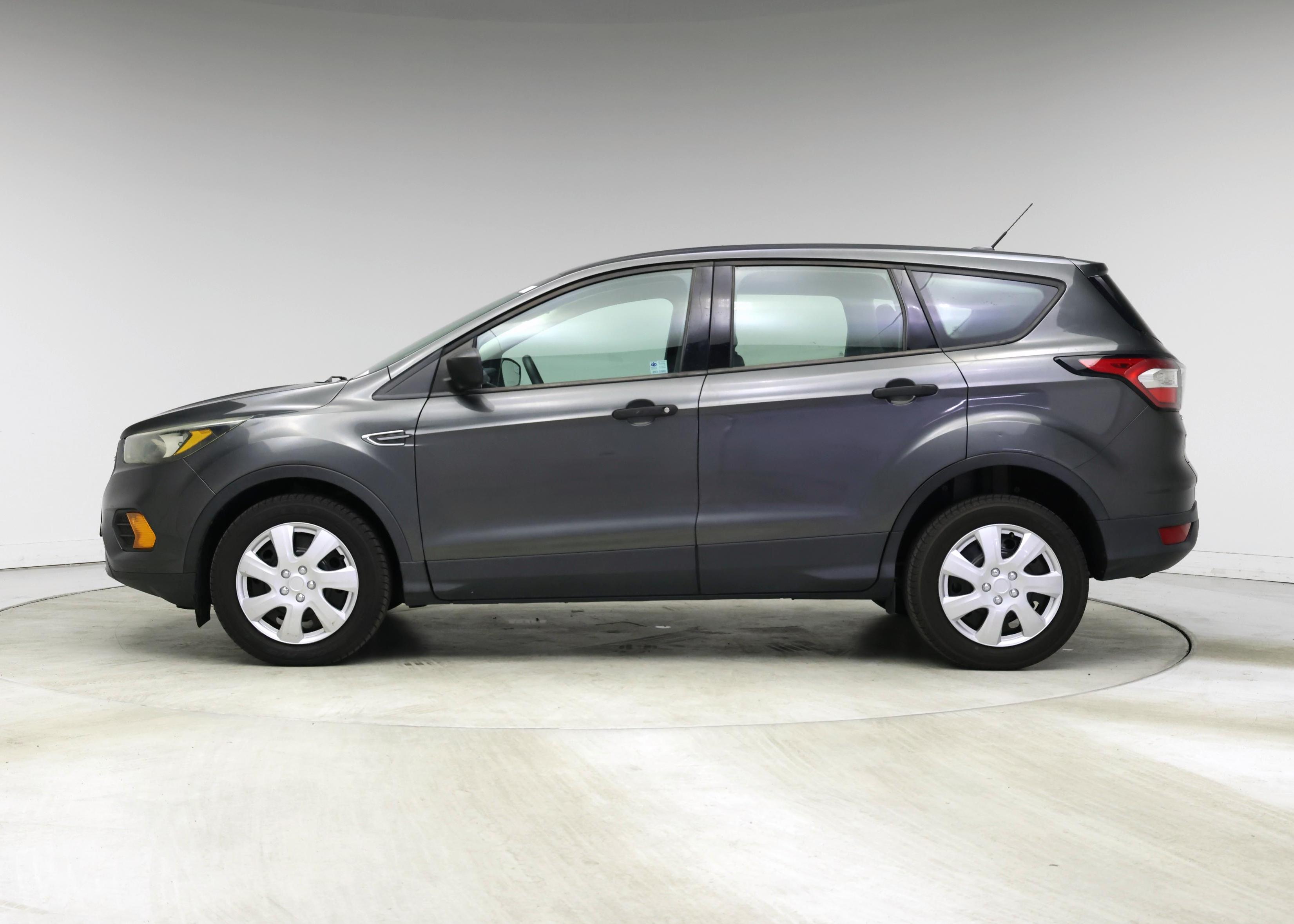 Thumbnail: 2018 Ford Escape - 3