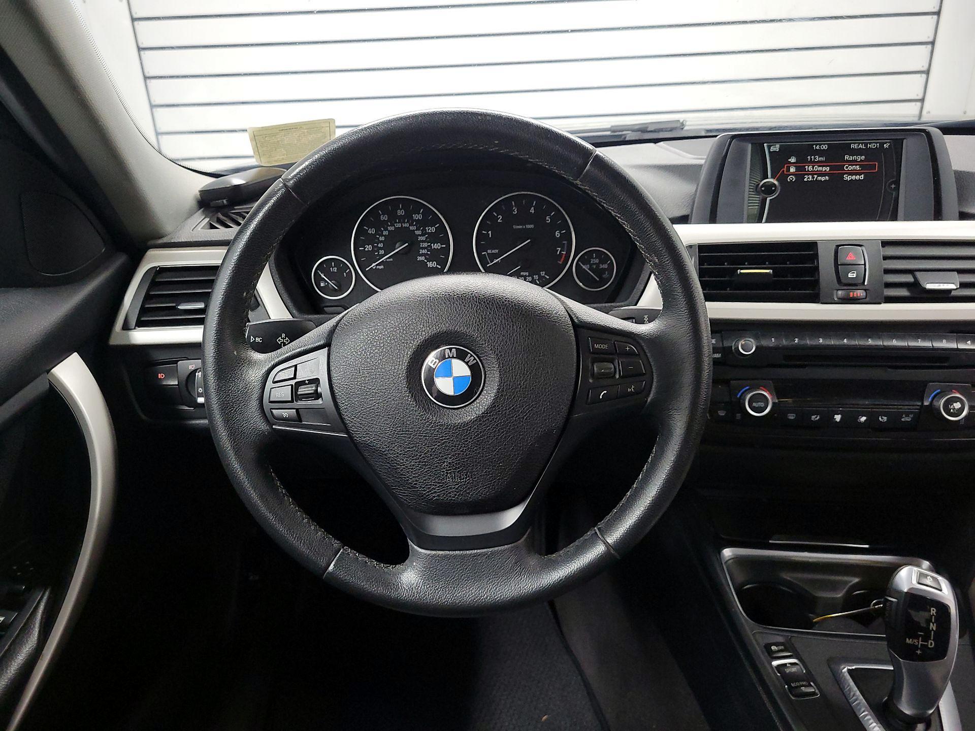 Thumbnail: 2014 BMW 3 Series - 10