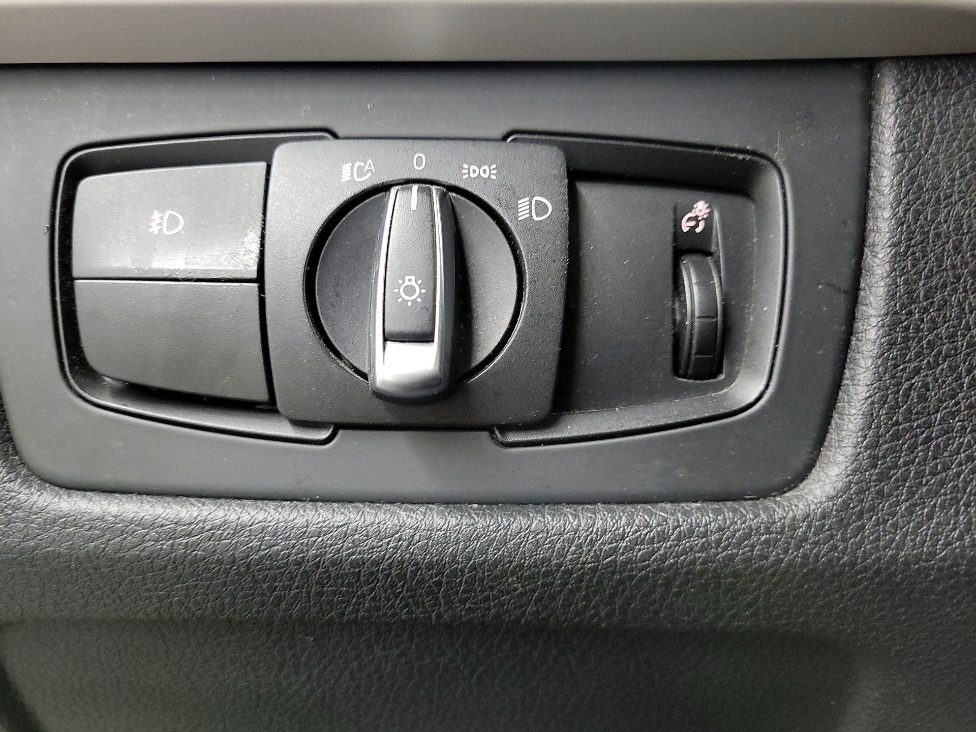 Thumbnail: 2014 BMW 3 Series - 13