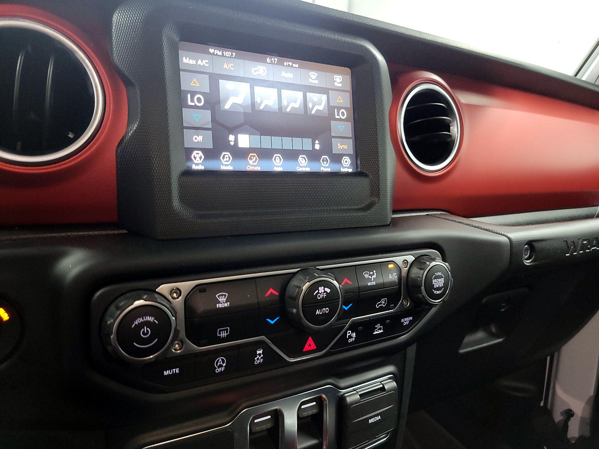 Thumbnail: 2021 Jeep Wrangler - 16