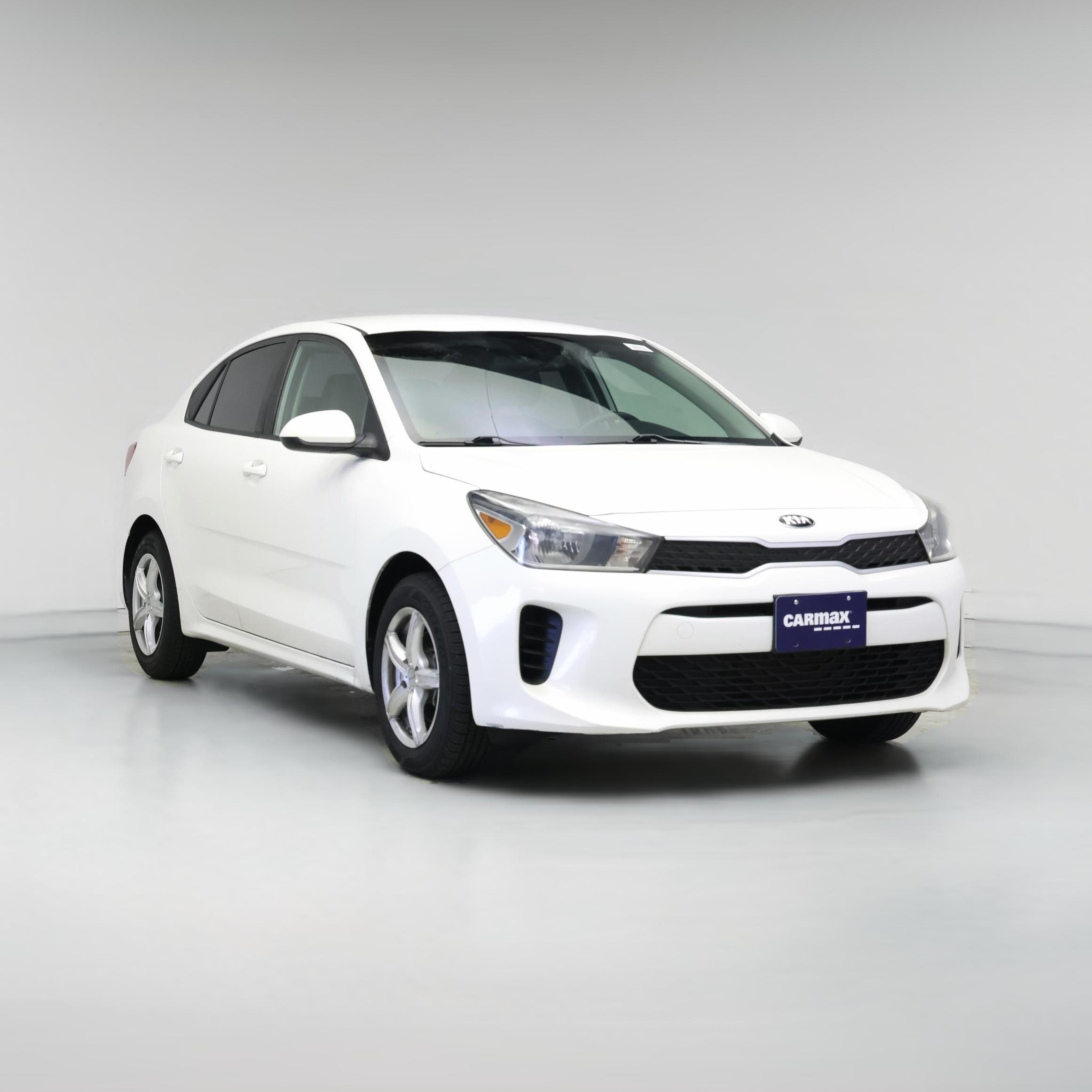 Thumbnail: 2018 Kia Rio - 1