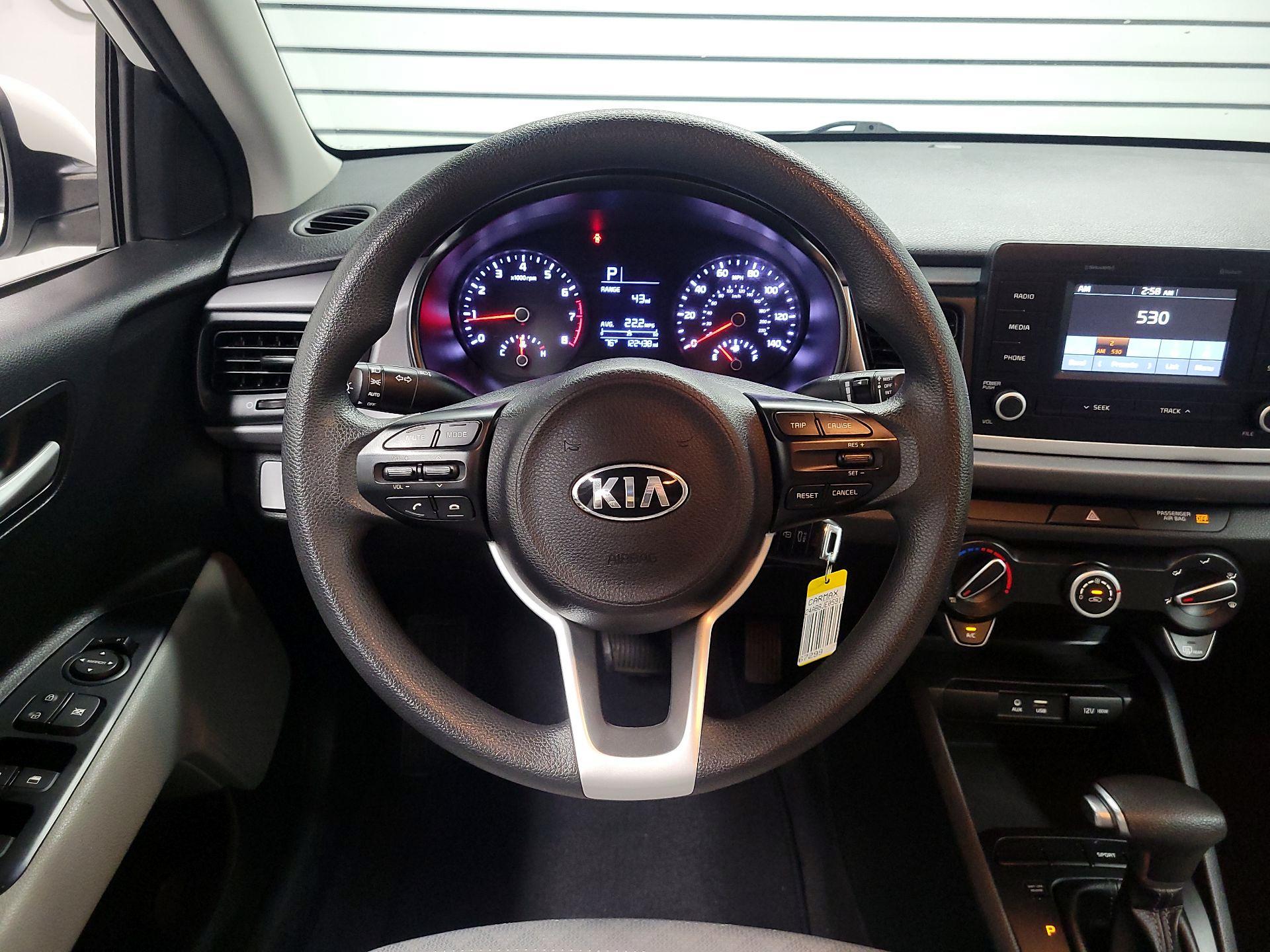 Thumbnail: 2018 Kia Rio - 10