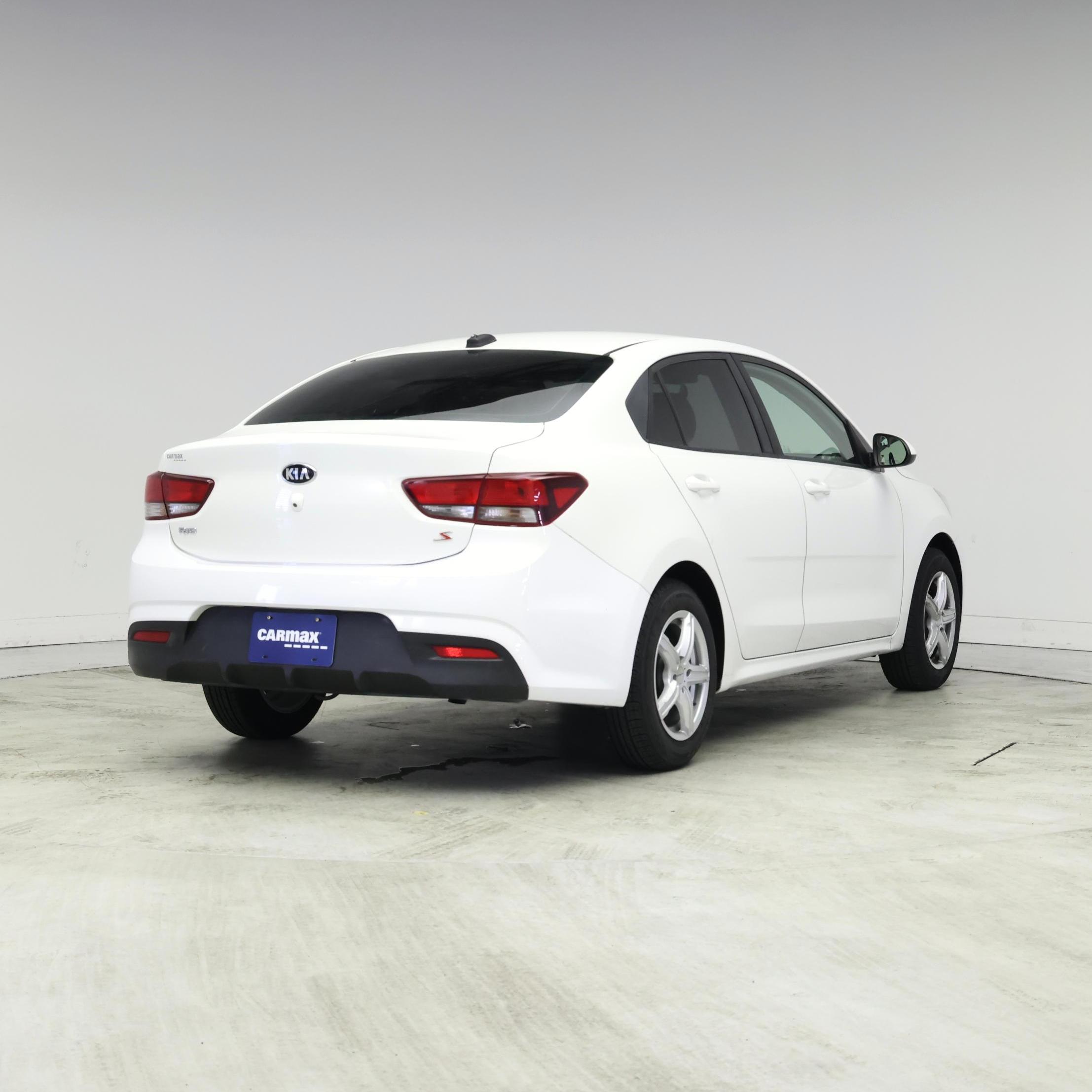 Thumbnail: 2018 Kia Rio - 8