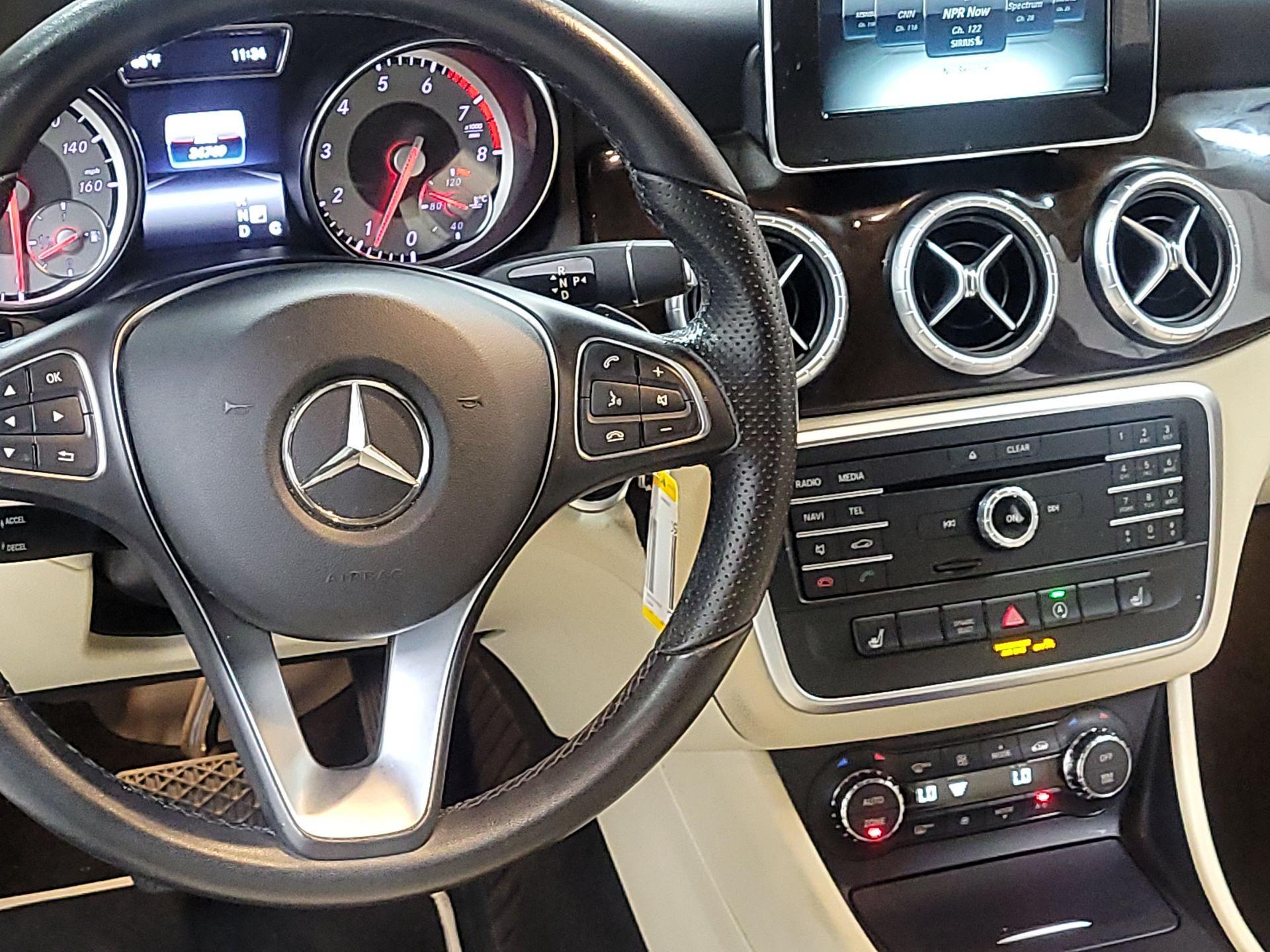Thumbnail: 2016 Mercedes-Benz CLA - 10