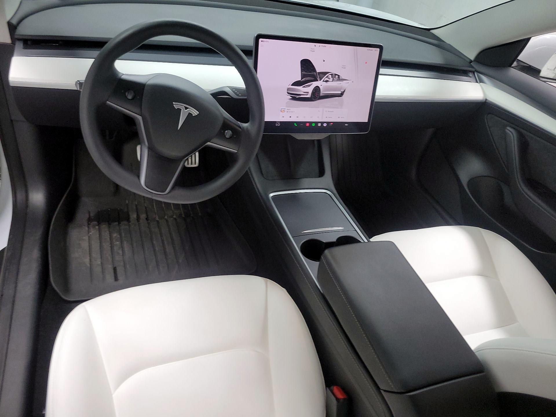Thumbnail: 2023 Tesla Model 3 - 9
