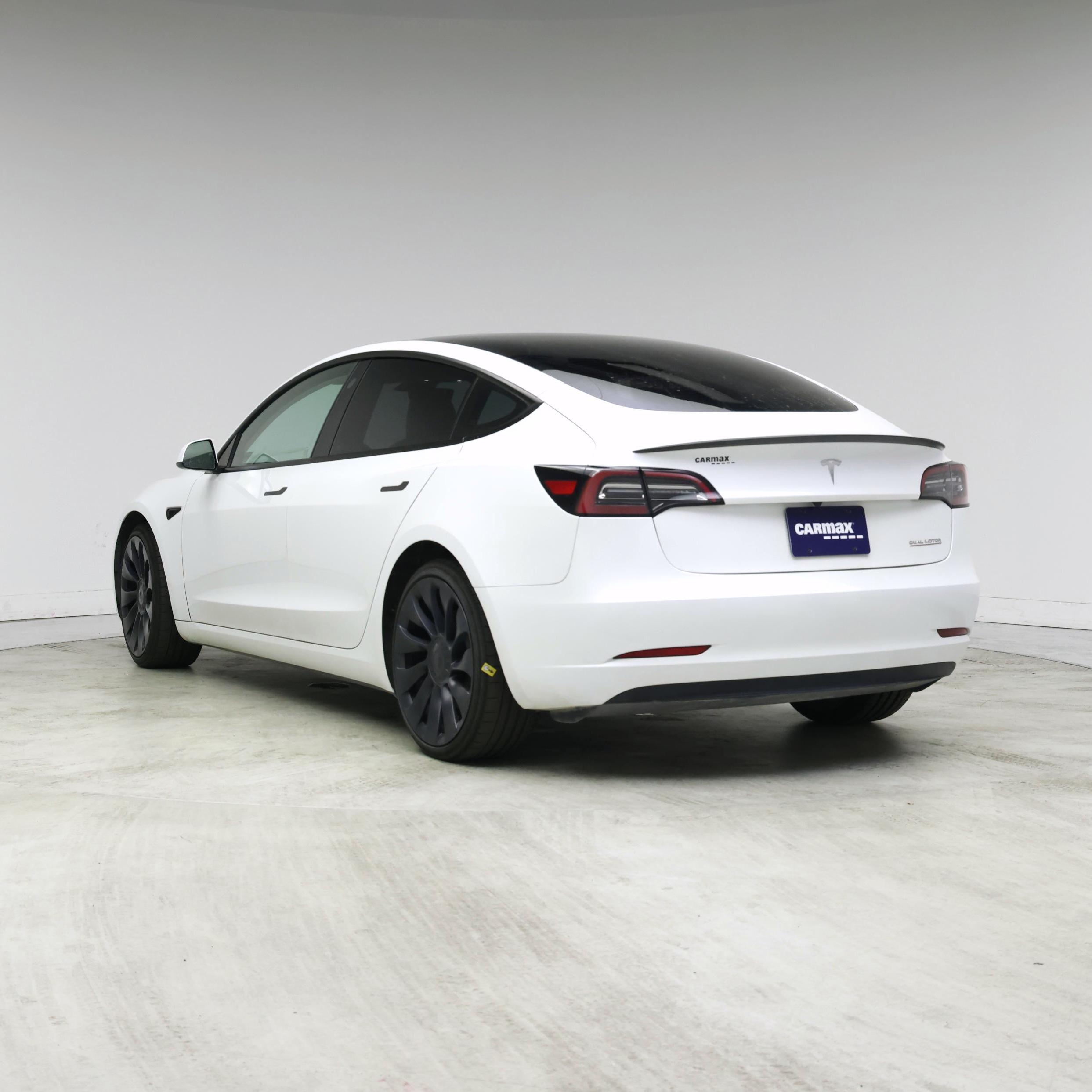 Thumbnail: 2023 Tesla Model 3 - 2