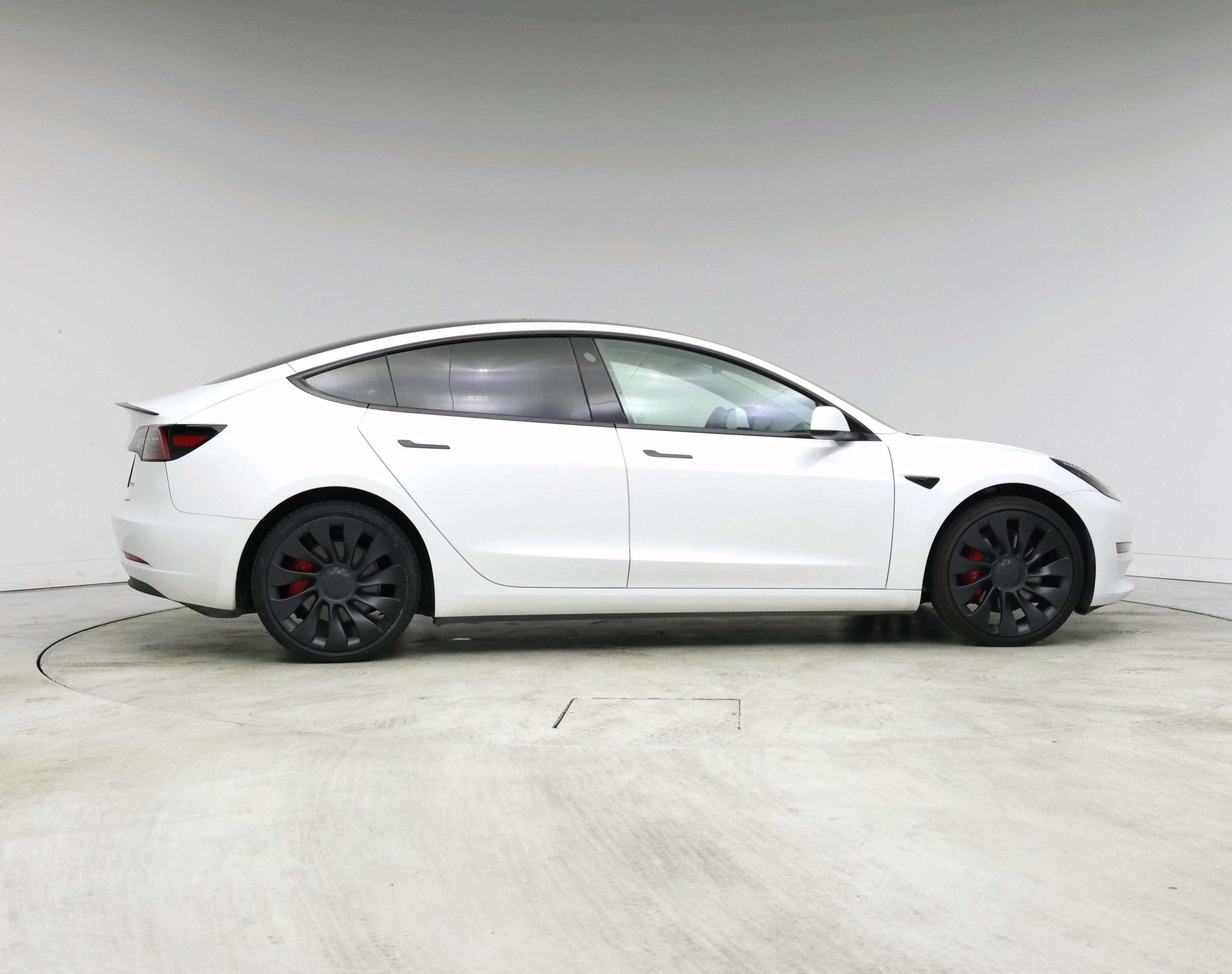 Thumbnail: 2023 Tesla Model 3 - 7