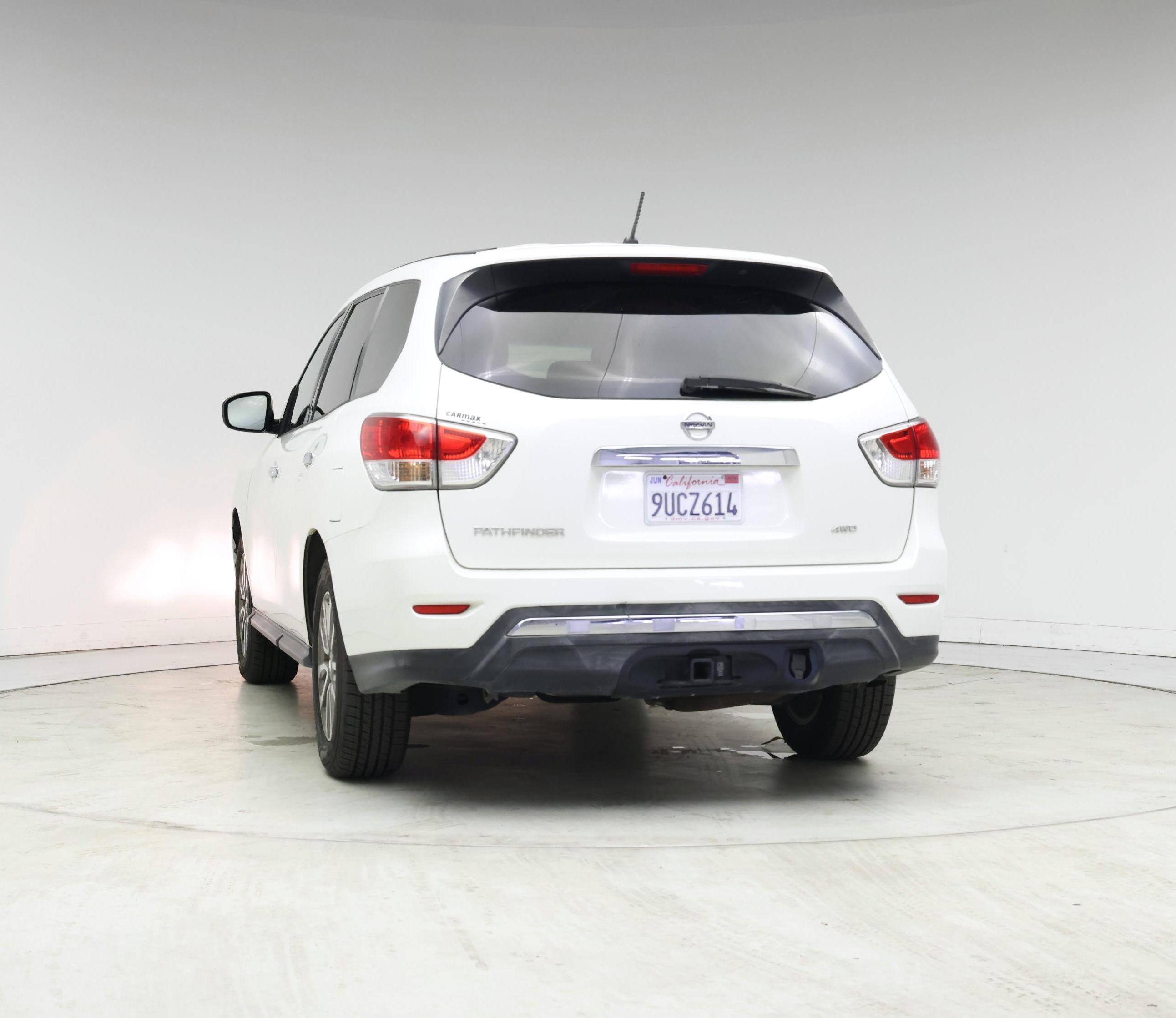 Thumbnail: 2014 Nissan Pathfinder - 6