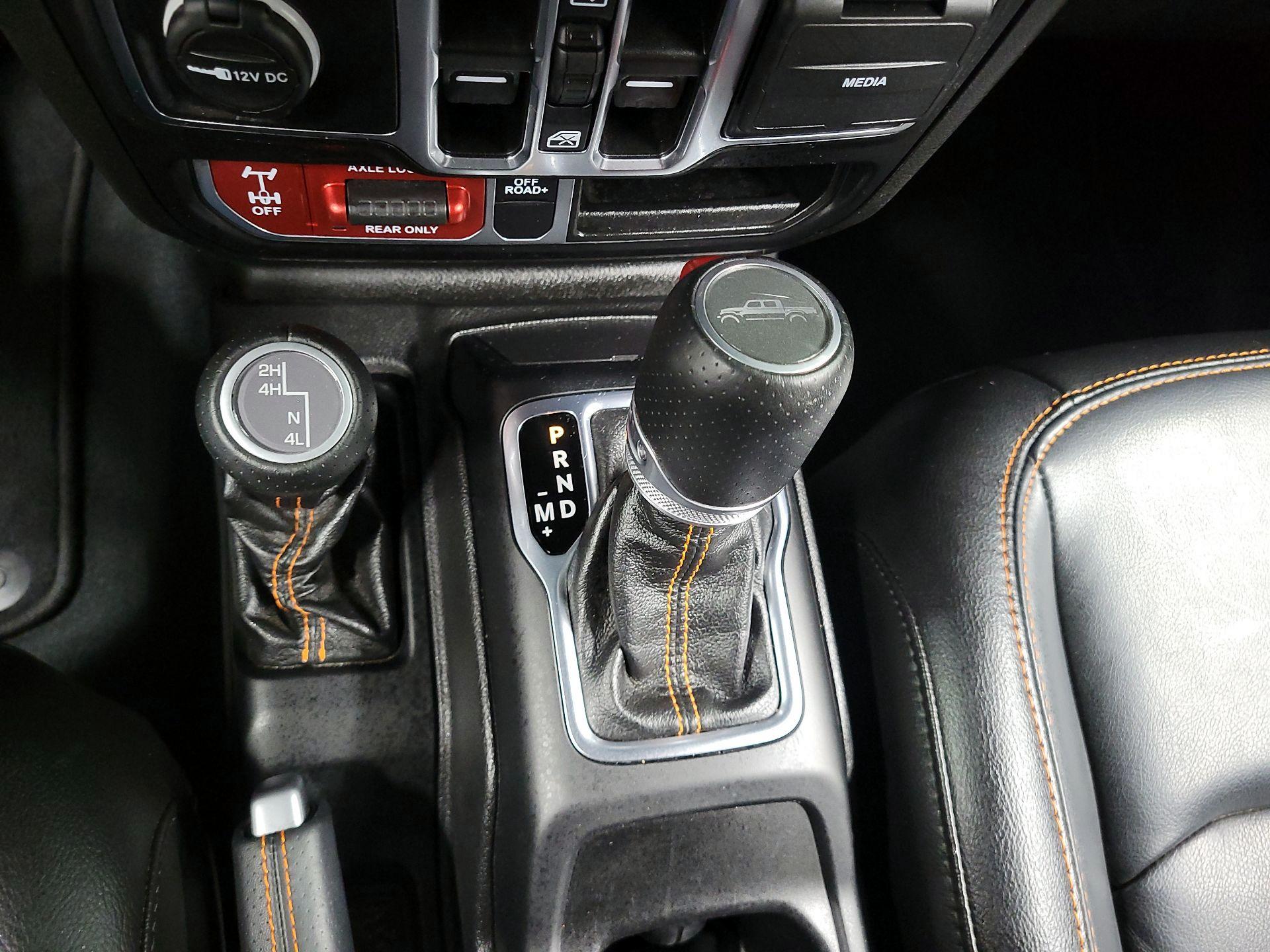 Thumbnail: 2022 Jeep Gladiator - 16