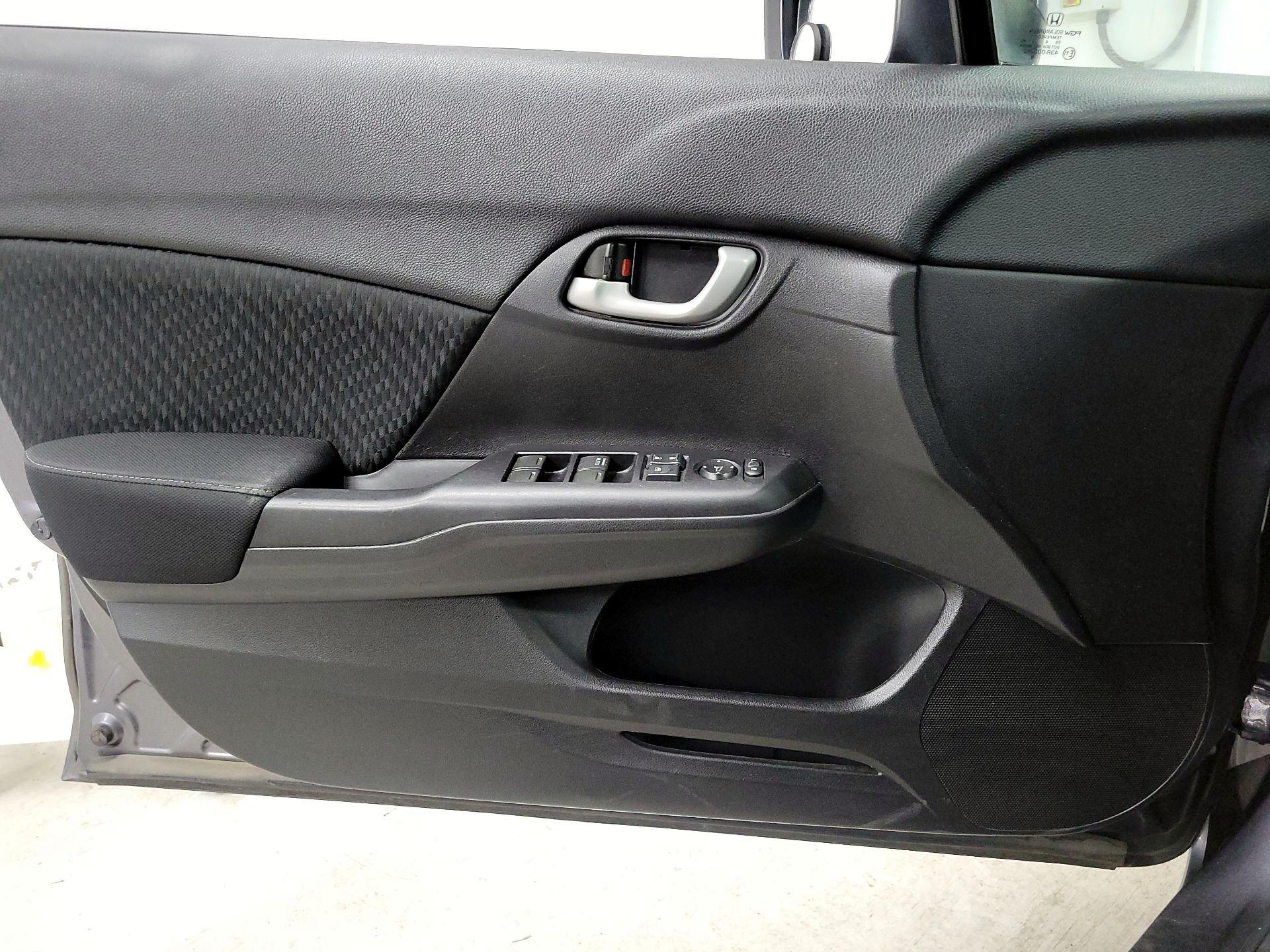 Thumbnail: 2015 Honda Civic - 12