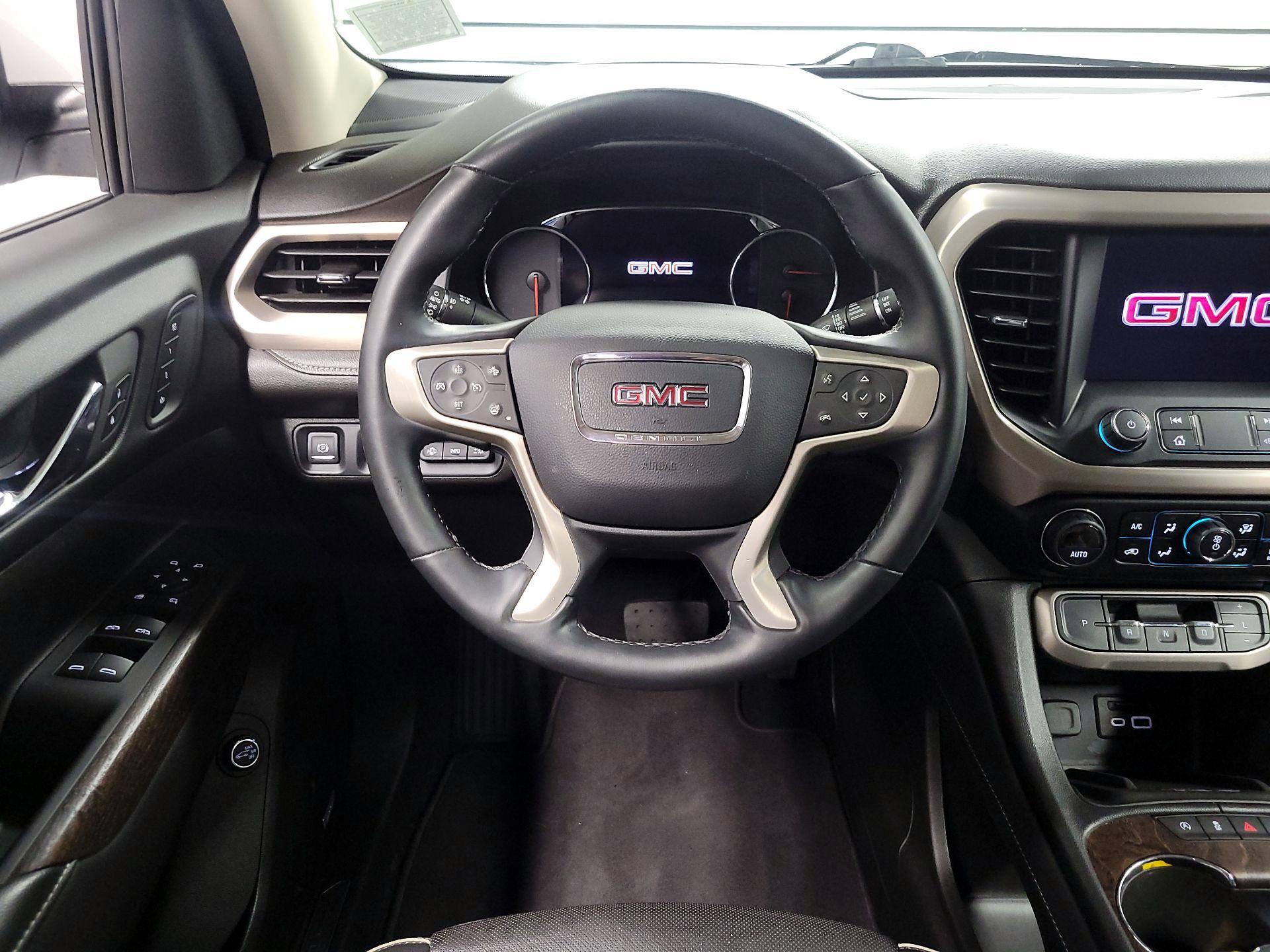 Thumbnail: 2023 GMC Acadia - 10