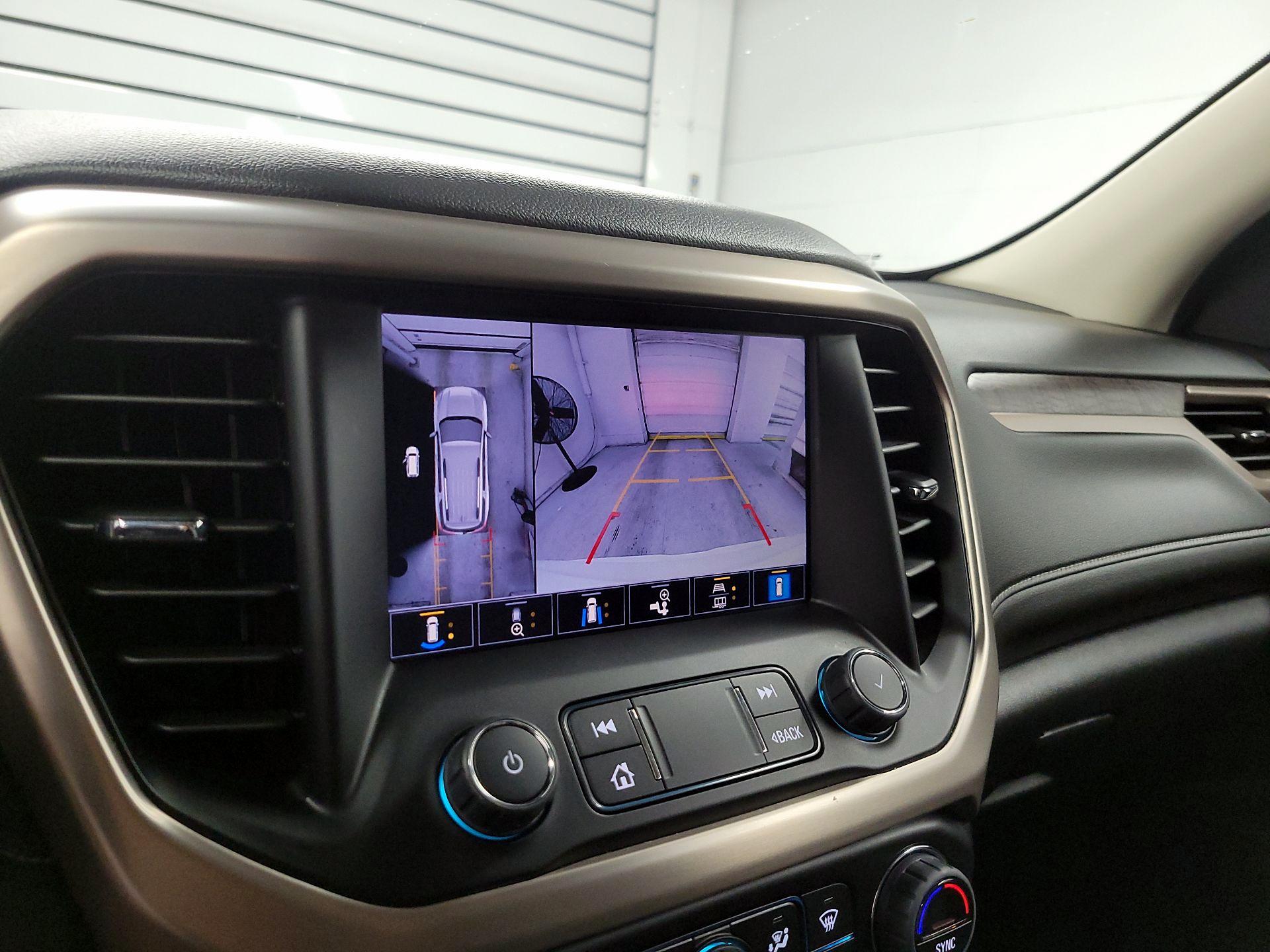 Thumbnail: 2023 GMC Acadia - 14