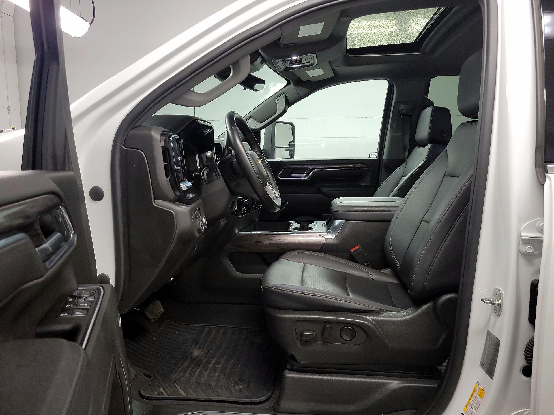 Thumbnail: 2024 Chevrolet Silverado 2500 - 11