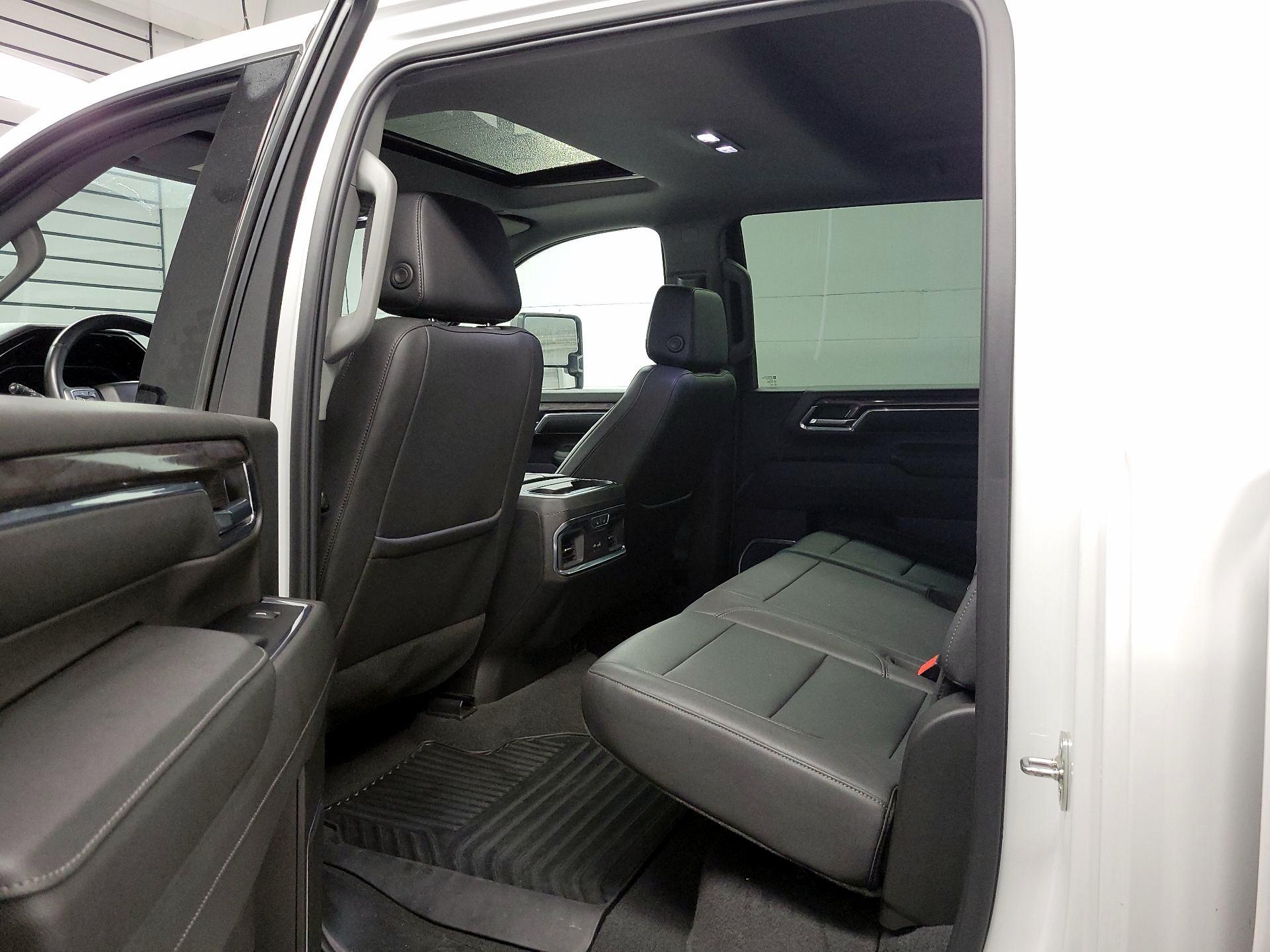Thumbnail: 2024 Chevrolet Silverado 2500 - 19