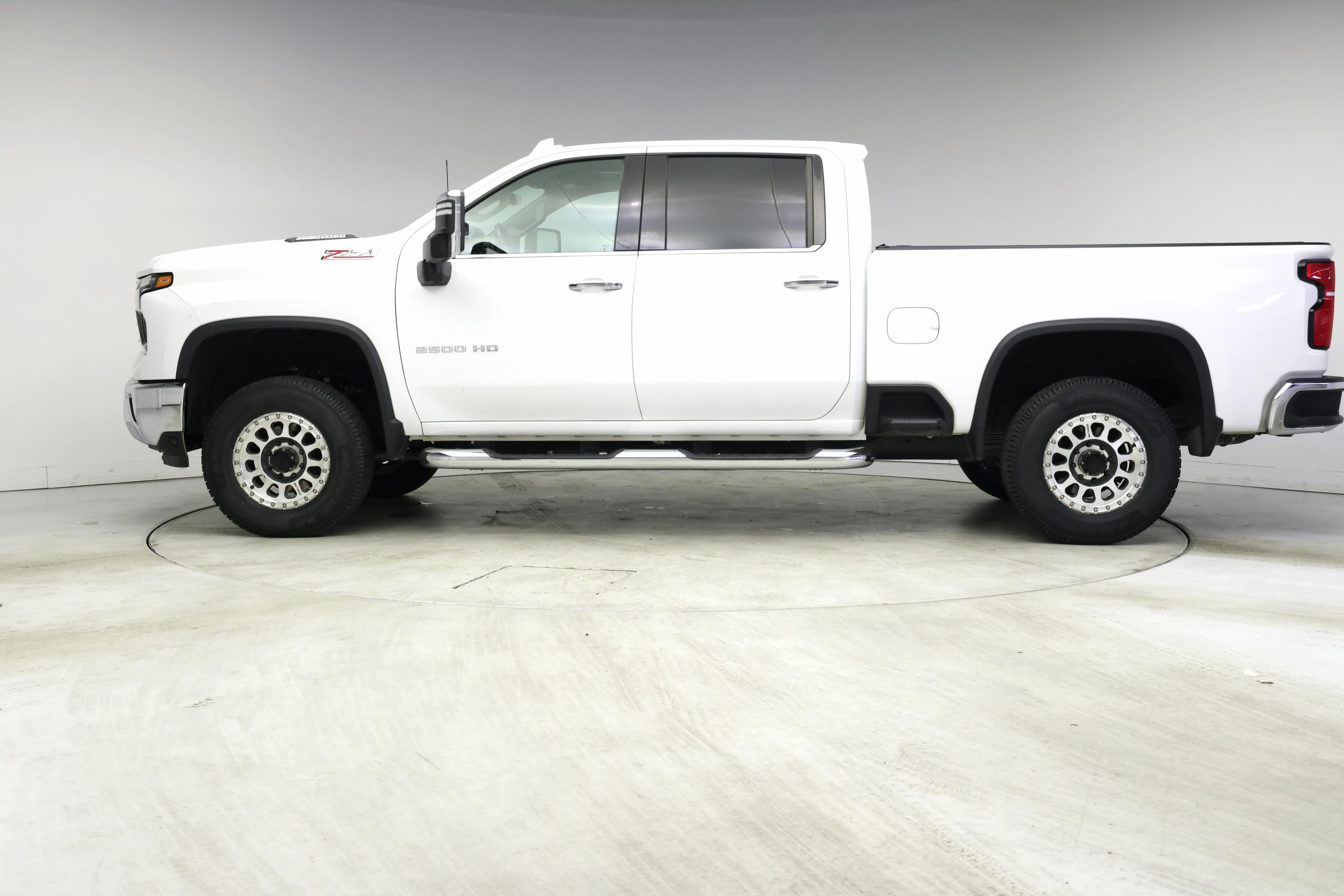 Thumbnail: 2024 Chevrolet Silverado 2500 - 3