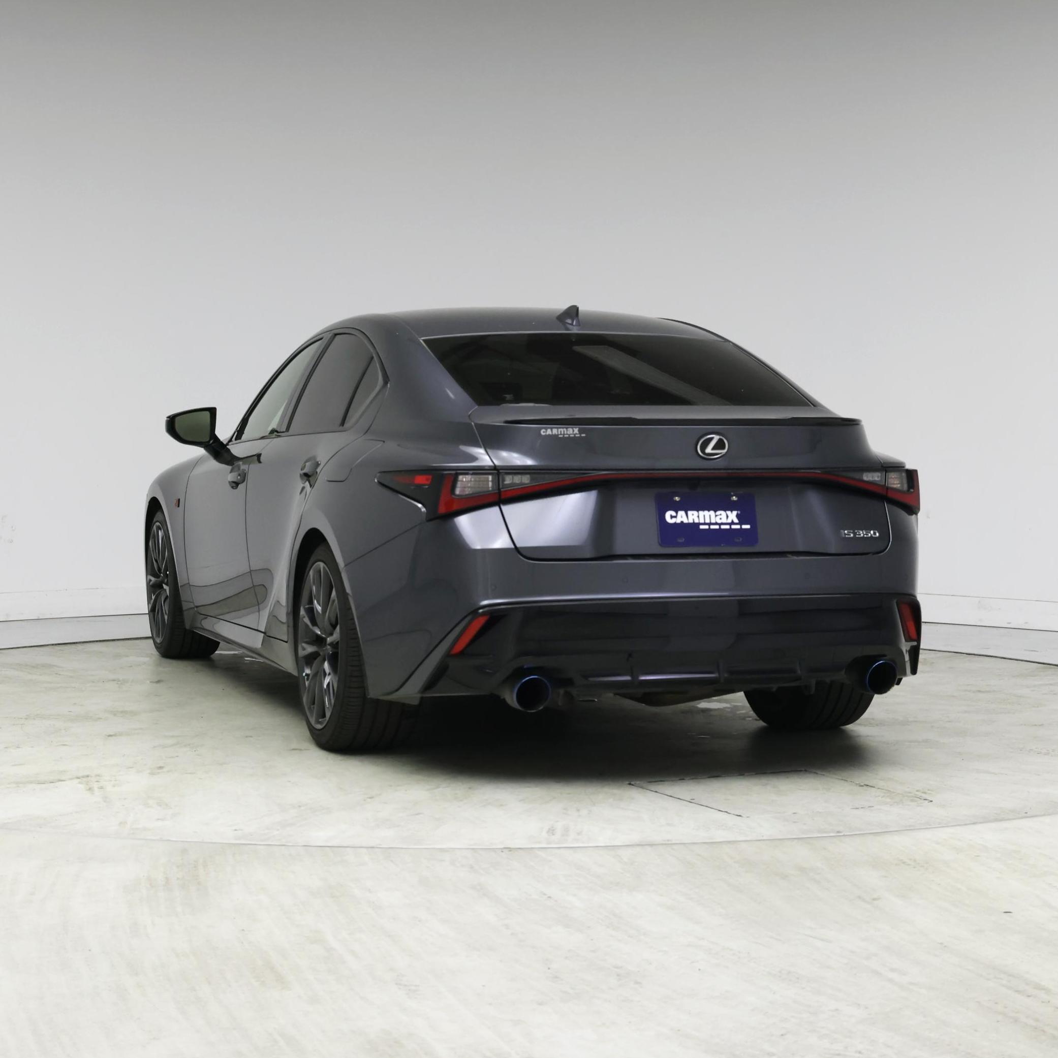 Thumbnail: 2022 Lexus IS - 2
