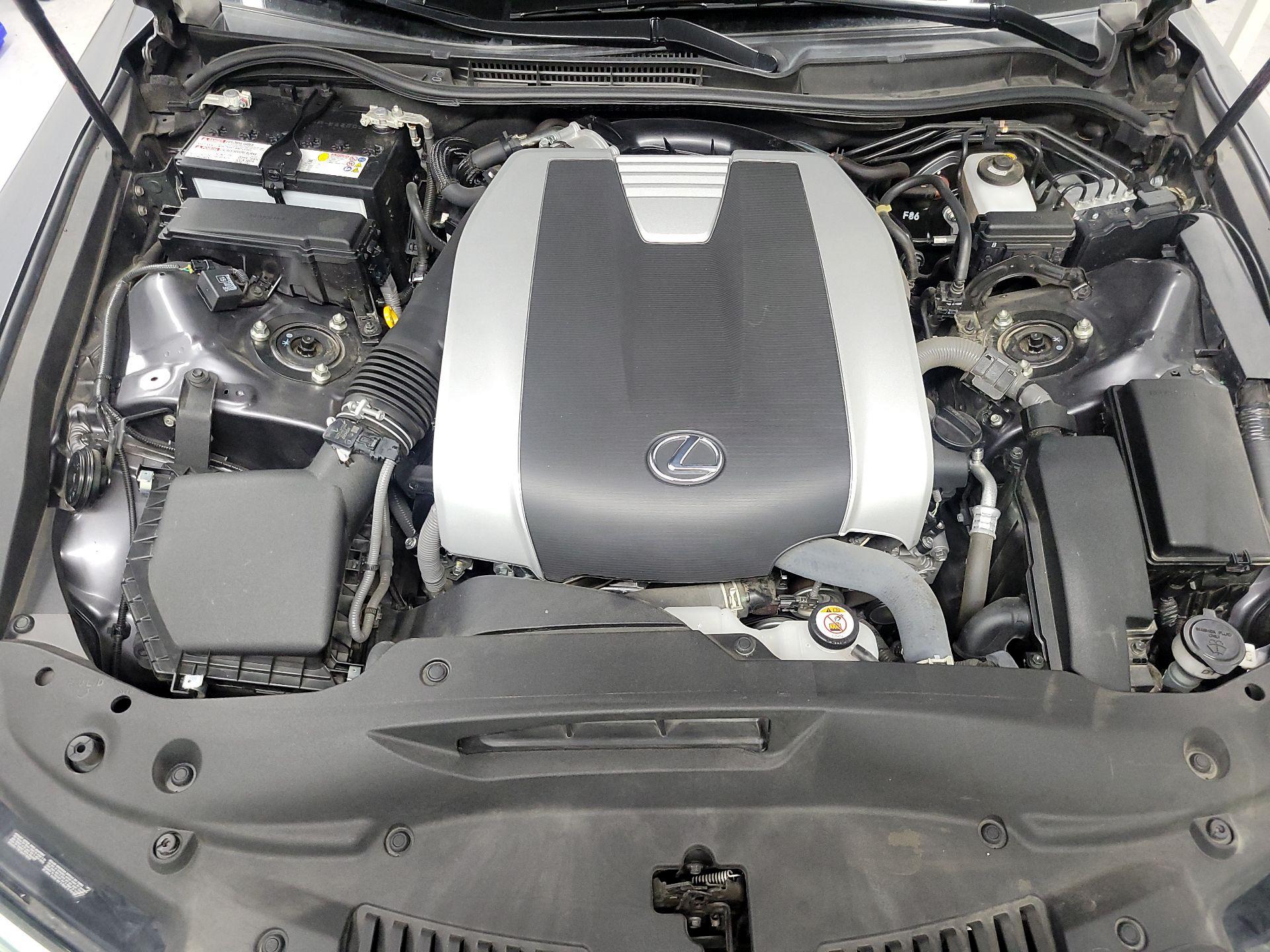 Thumbnail: 2022 Lexus IS - 20