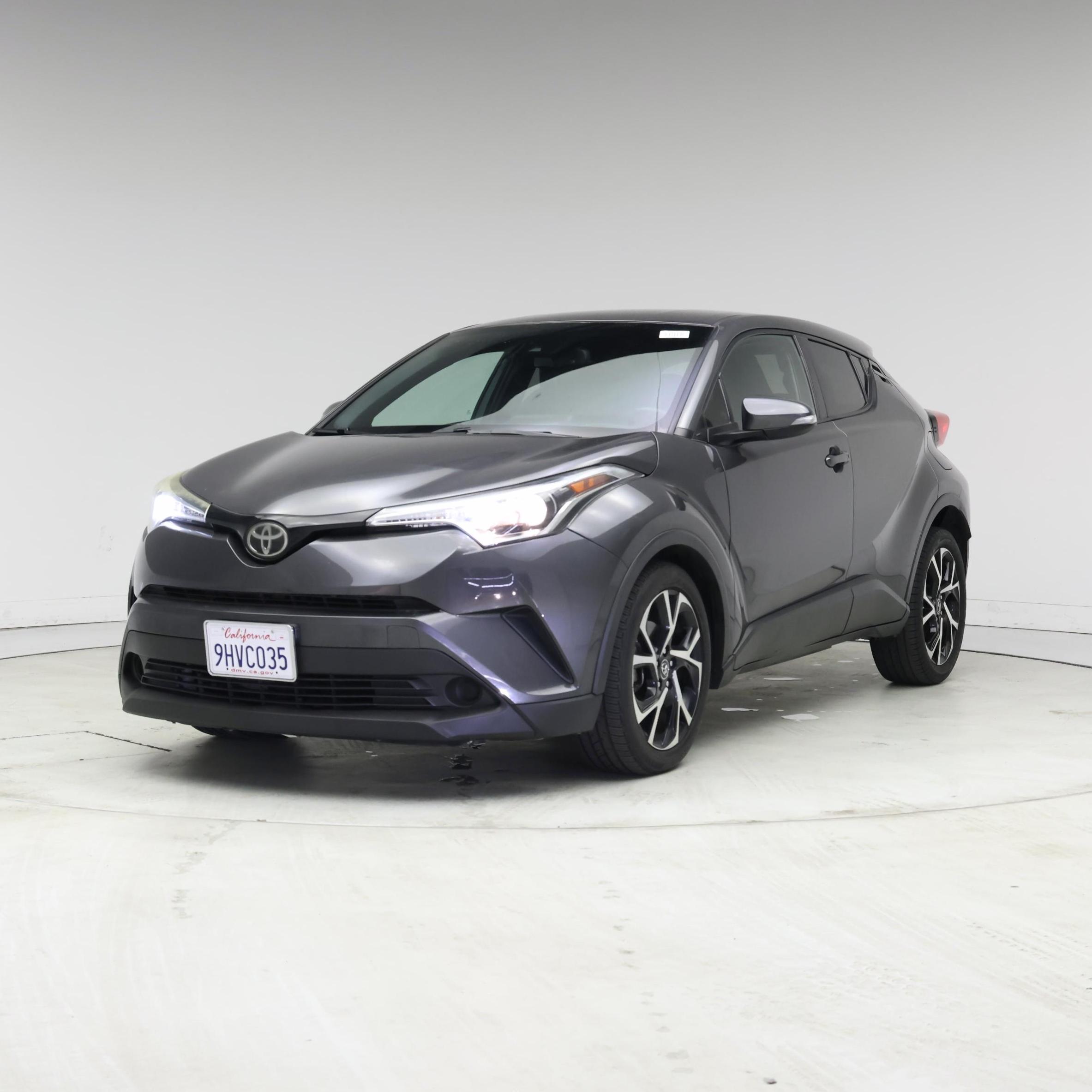Thumbnail: 2018 Toyota C-HR - 4
