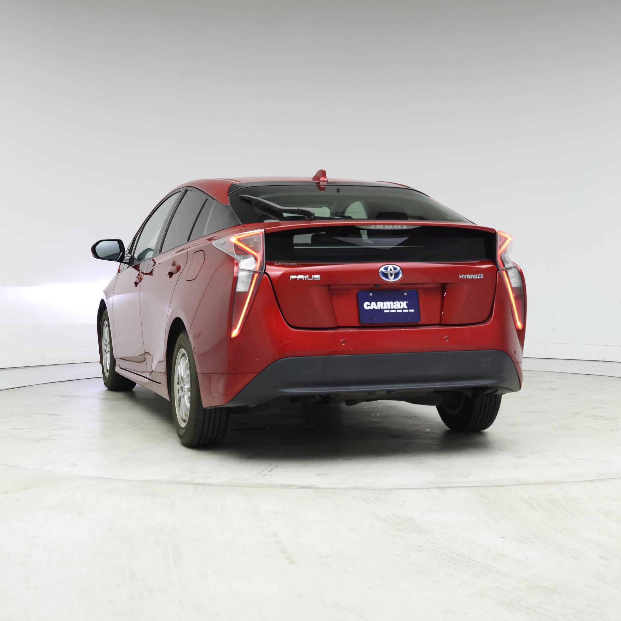 Thumbnail: 2016 Toyota Prius - 6