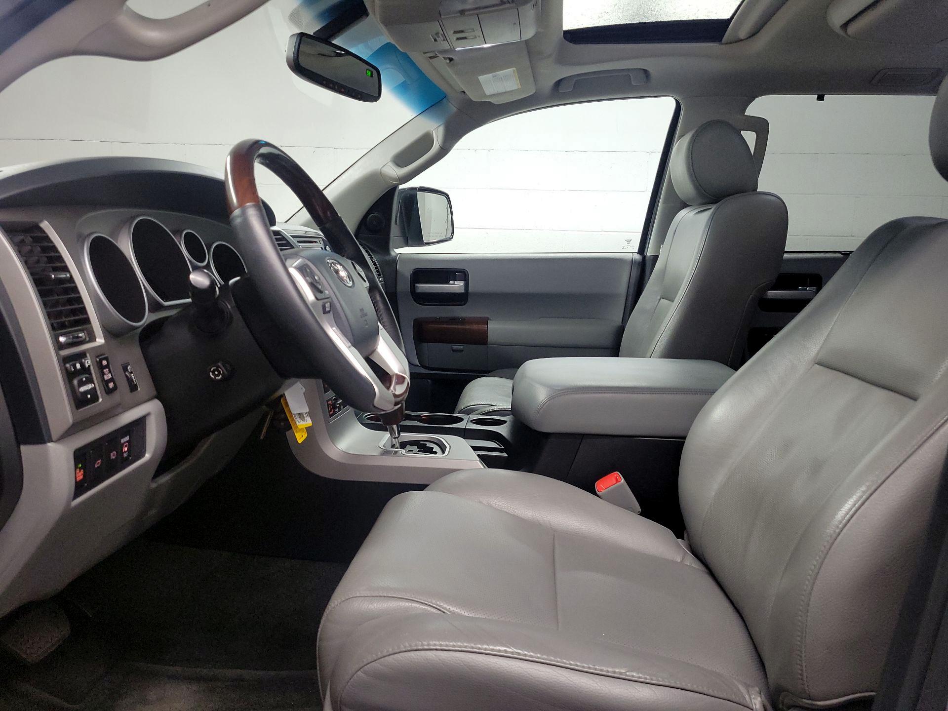Thumbnail: 2014 Toyota Sequoia - 11