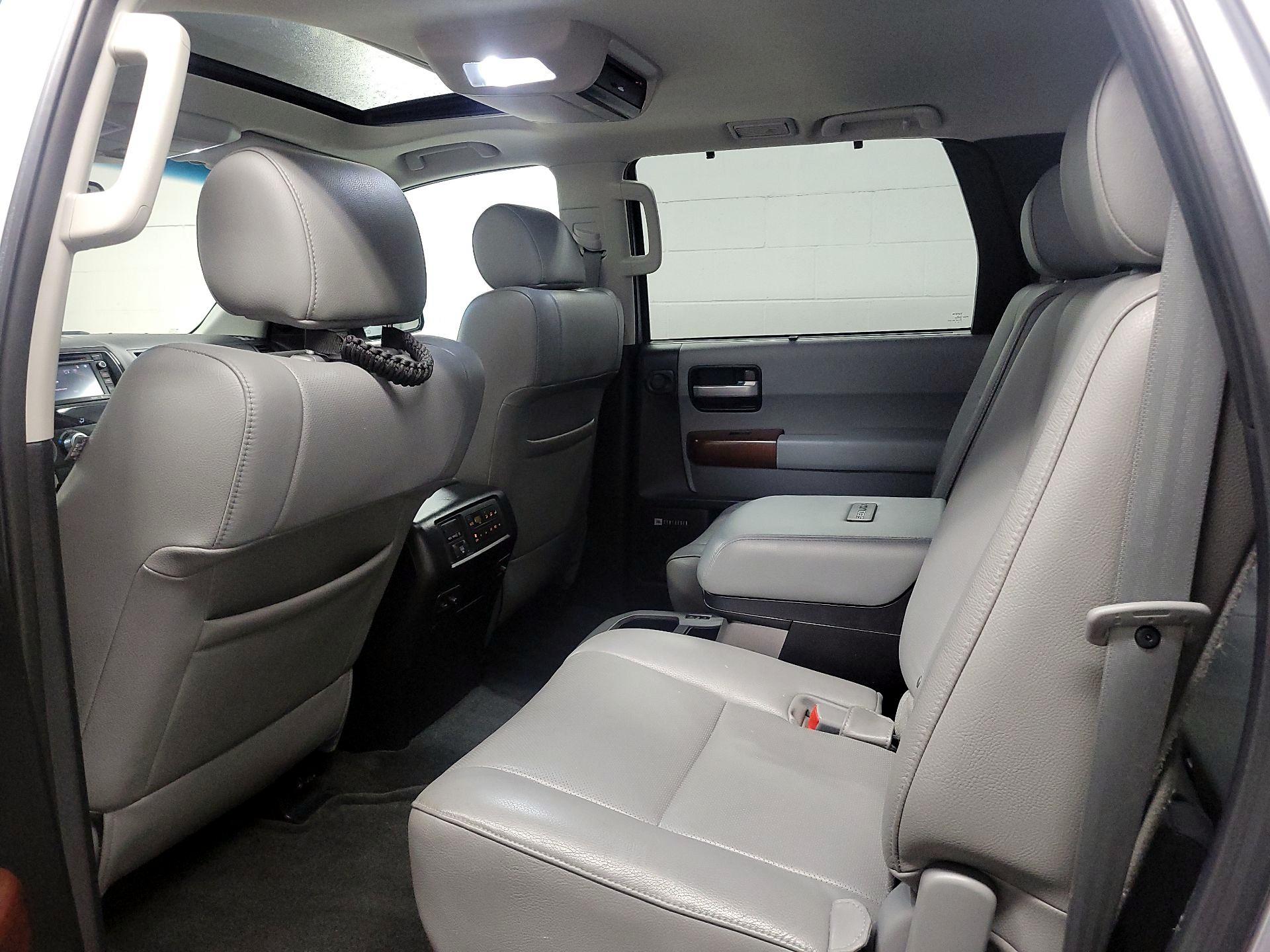 Thumbnail: 2014 Toyota Sequoia - 19