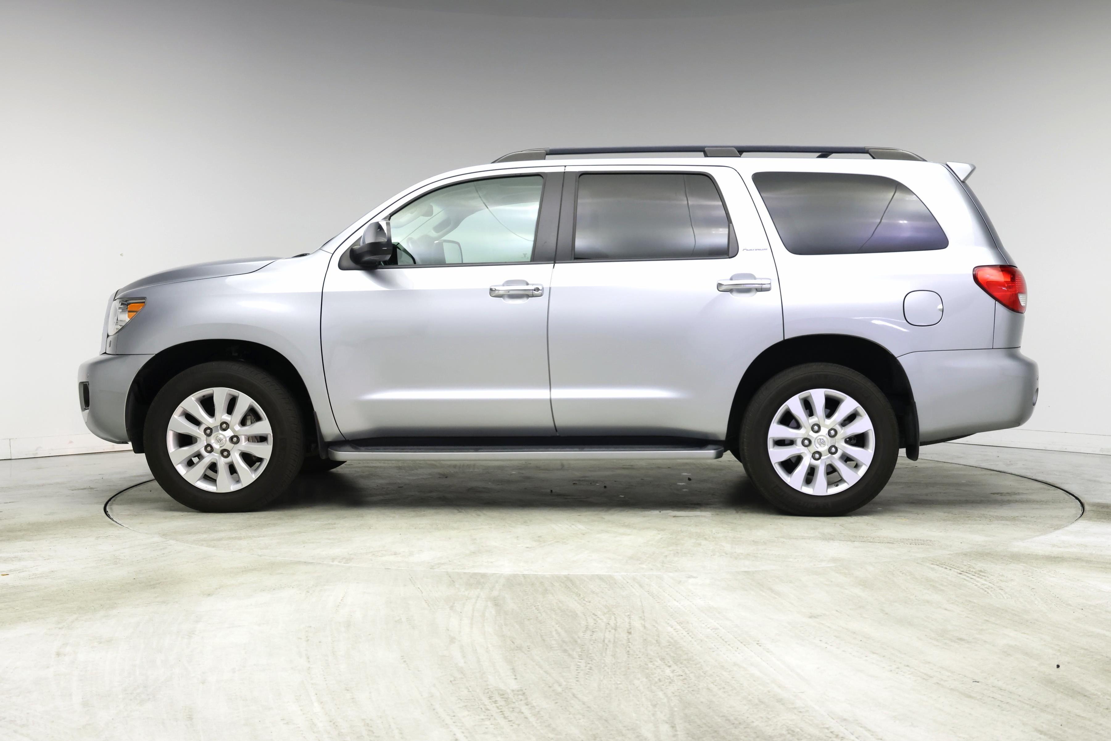 Thumbnail: 2014 Toyota Sequoia - 3