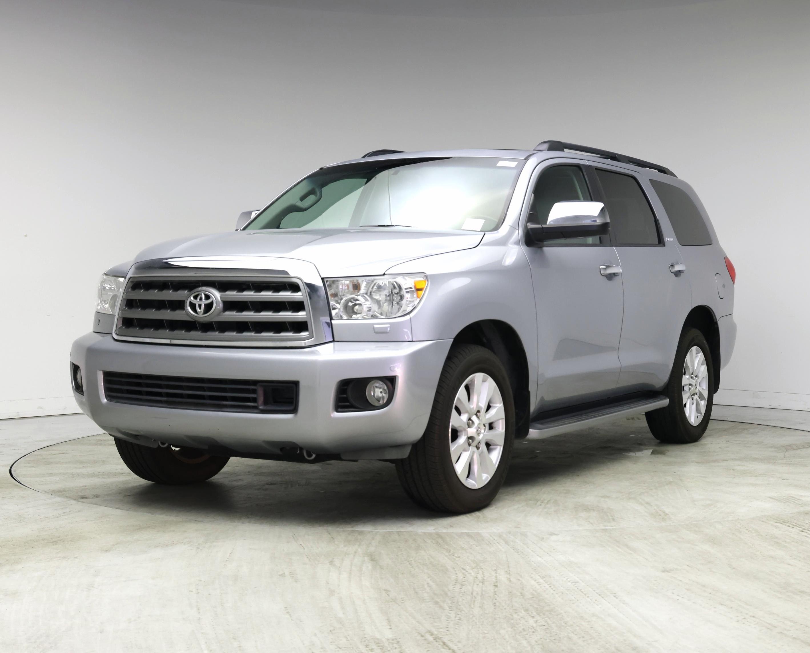 Thumbnail: 2014 Toyota Sequoia - 4