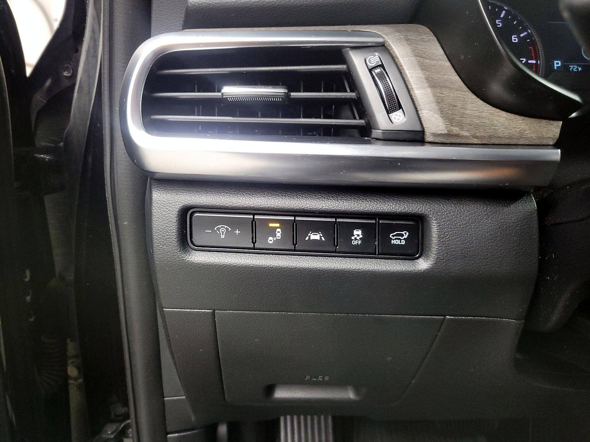 Thumbnail: 2021 Kia Telluride - 13