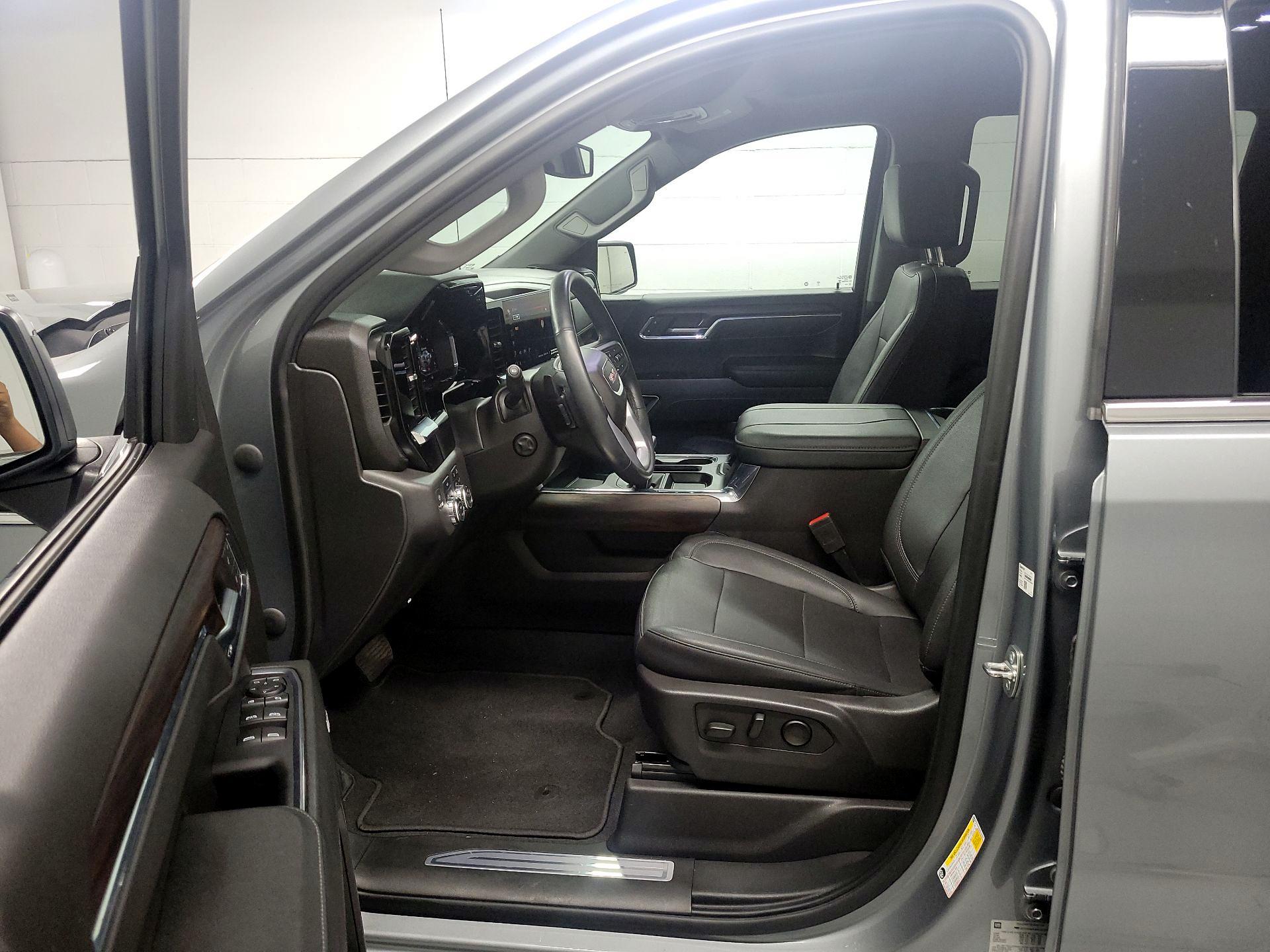 Thumbnail: 2024 GMC Sierra 1500 - 11
