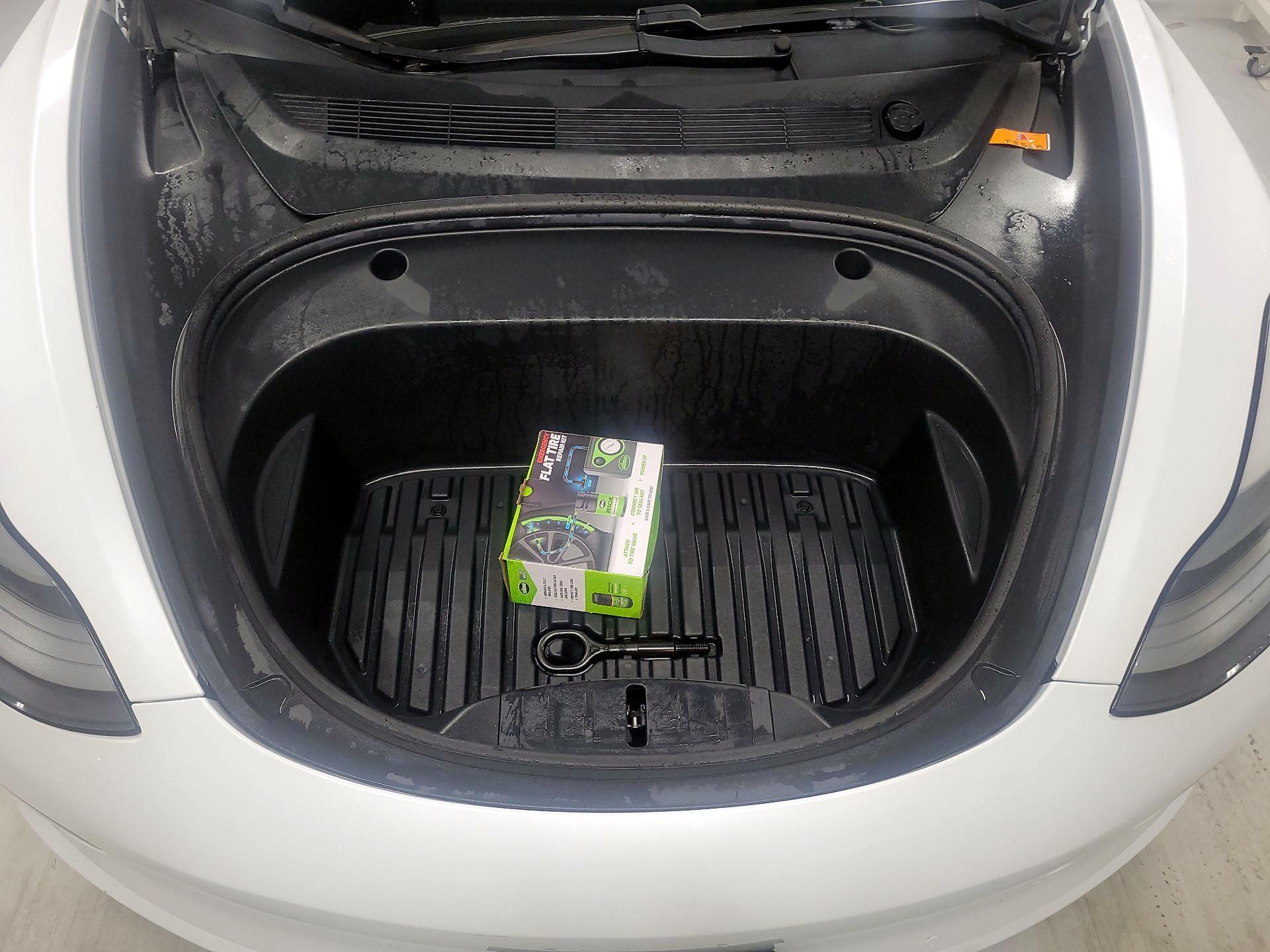Thumbnail: 2021 Tesla Model 3 - 19