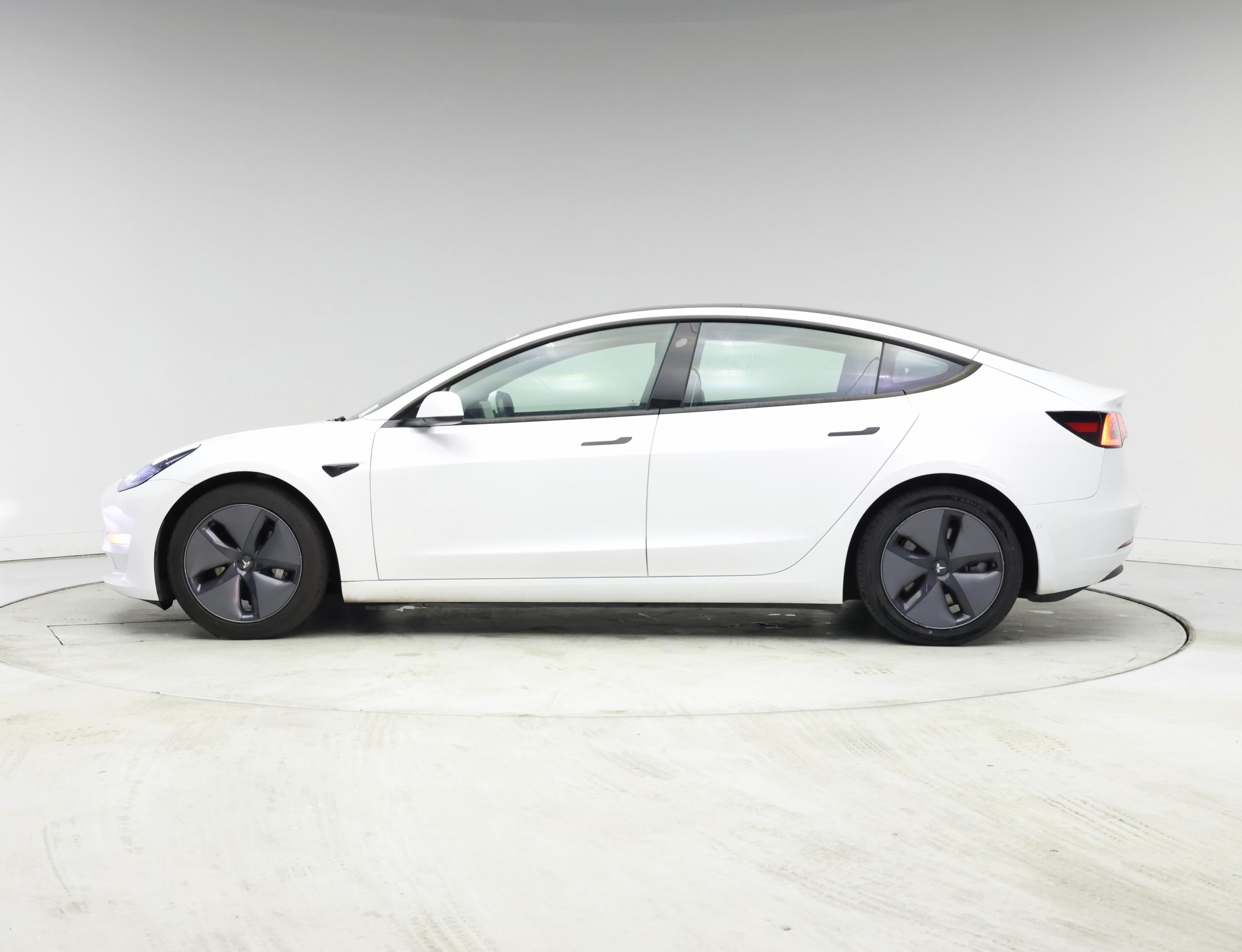 Thumbnail: 2021 Tesla Model 3 - 3