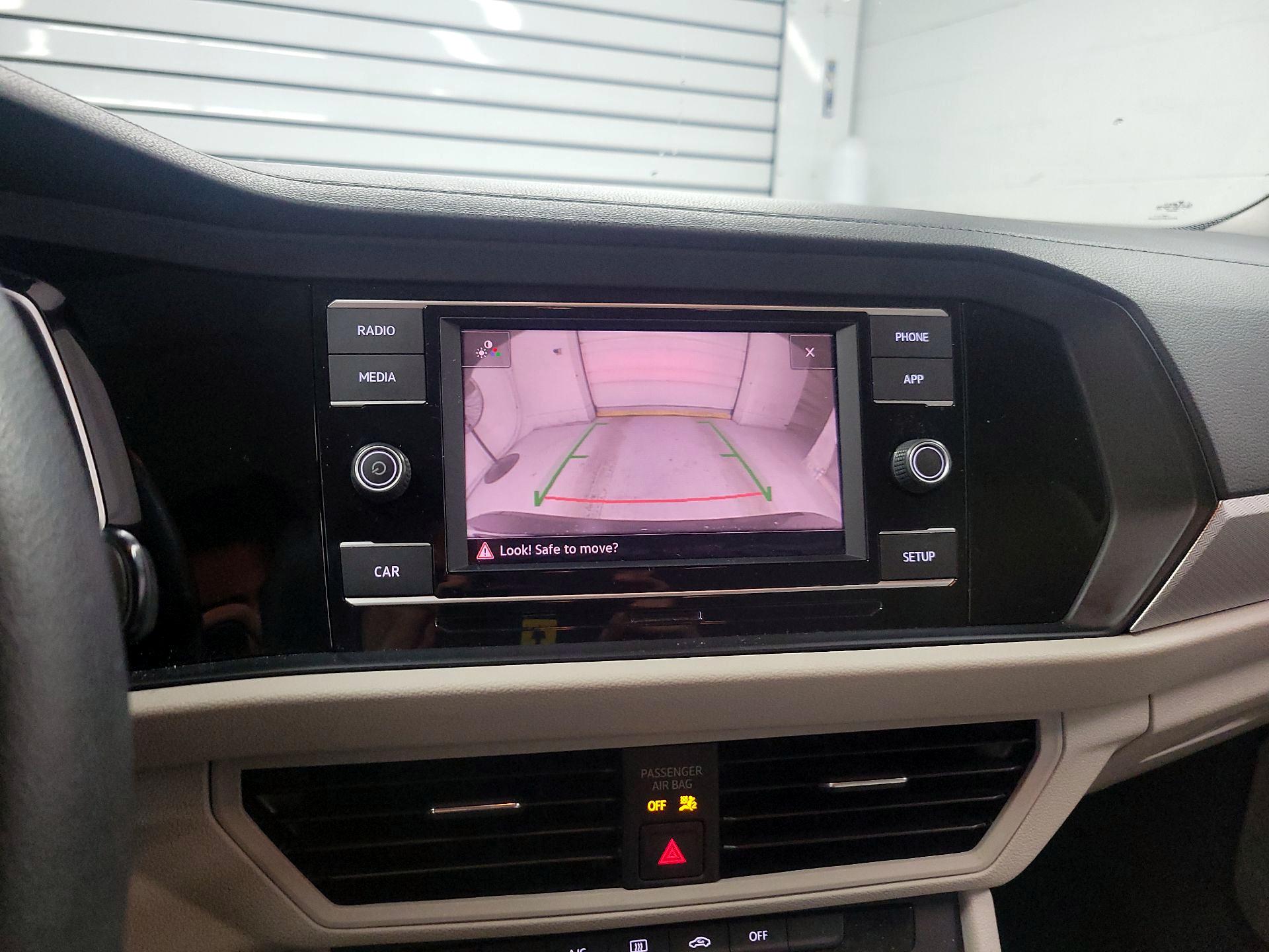 Thumbnail: 2019 Volkswagen Jetta - 13