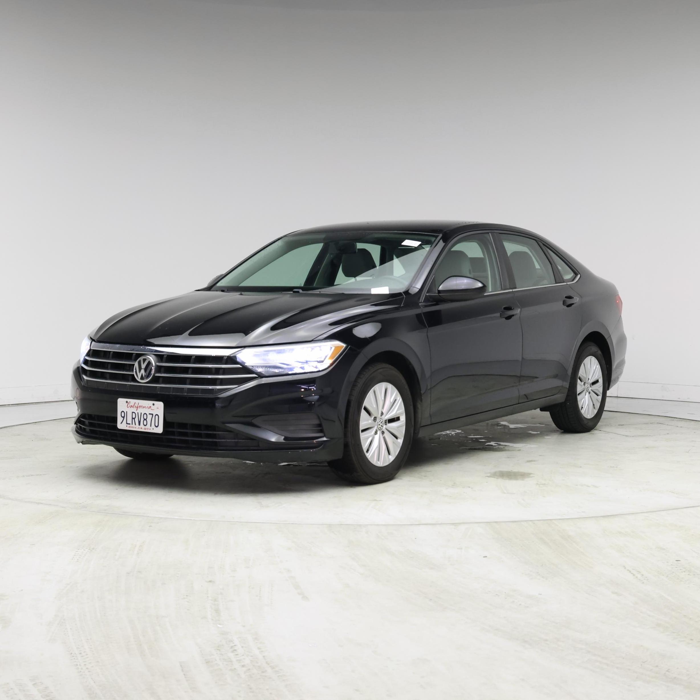 Thumbnail: 2019 Volkswagen Jetta - 4